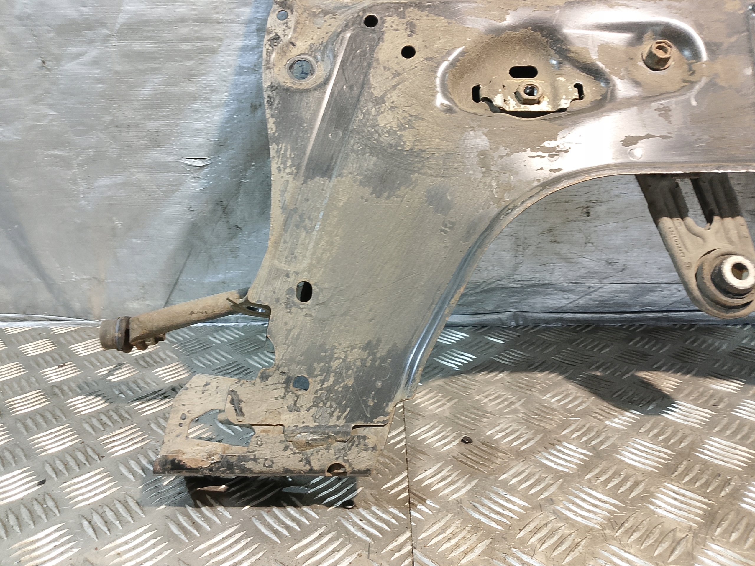 axle beam springing sider below engine NISSAN MICRA K12 1.2 B