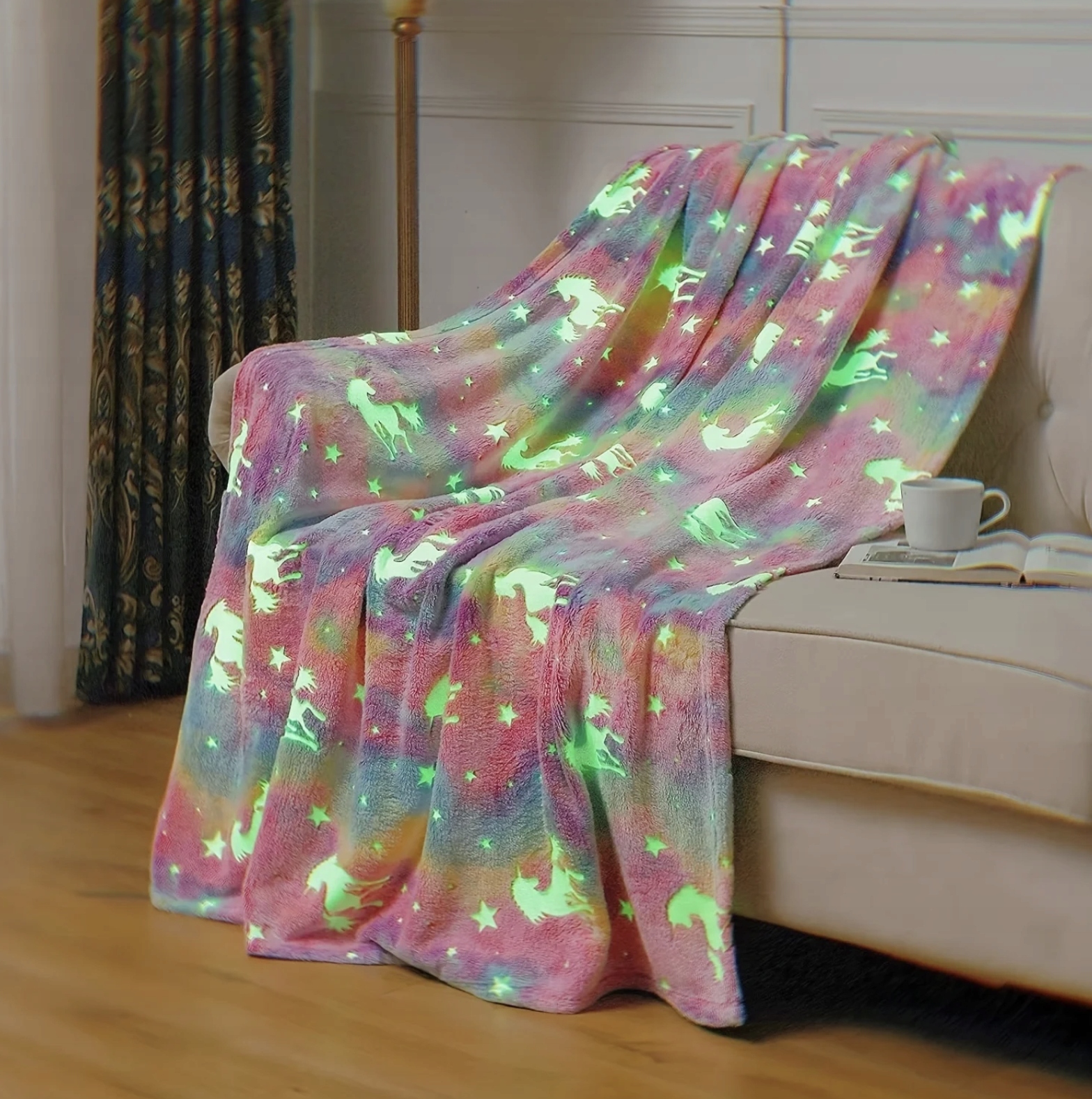 KOC ŚWIECĄCY W CIEMNOŚCI 150X200 JEDNOROŻEC MIĘKKI MIŁY PLED DLA DZIECI Marka inna marka