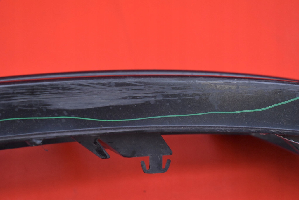 grid of a bumper right 4L0807682 AUDI Q7 4L 05-09