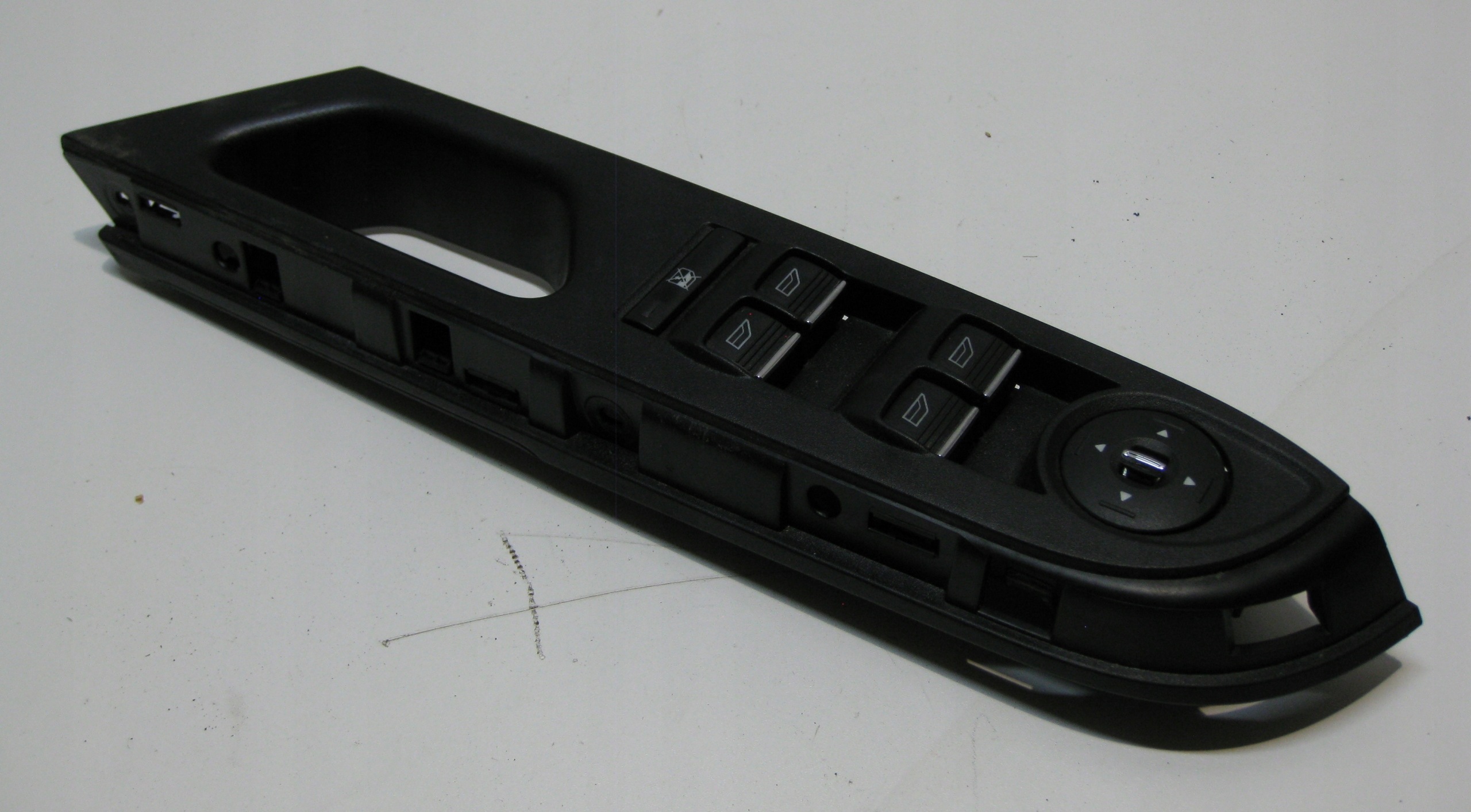 FORD B-MAX 13R 1.0EB vezérlö panel SZYB LUSTEREK EU AM5T-14A132-AA