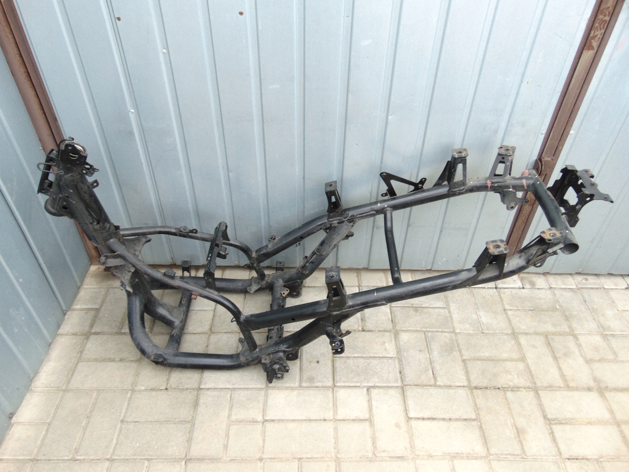 HONDA FORZA 125 RAMA PROSTA STELAZ 16r