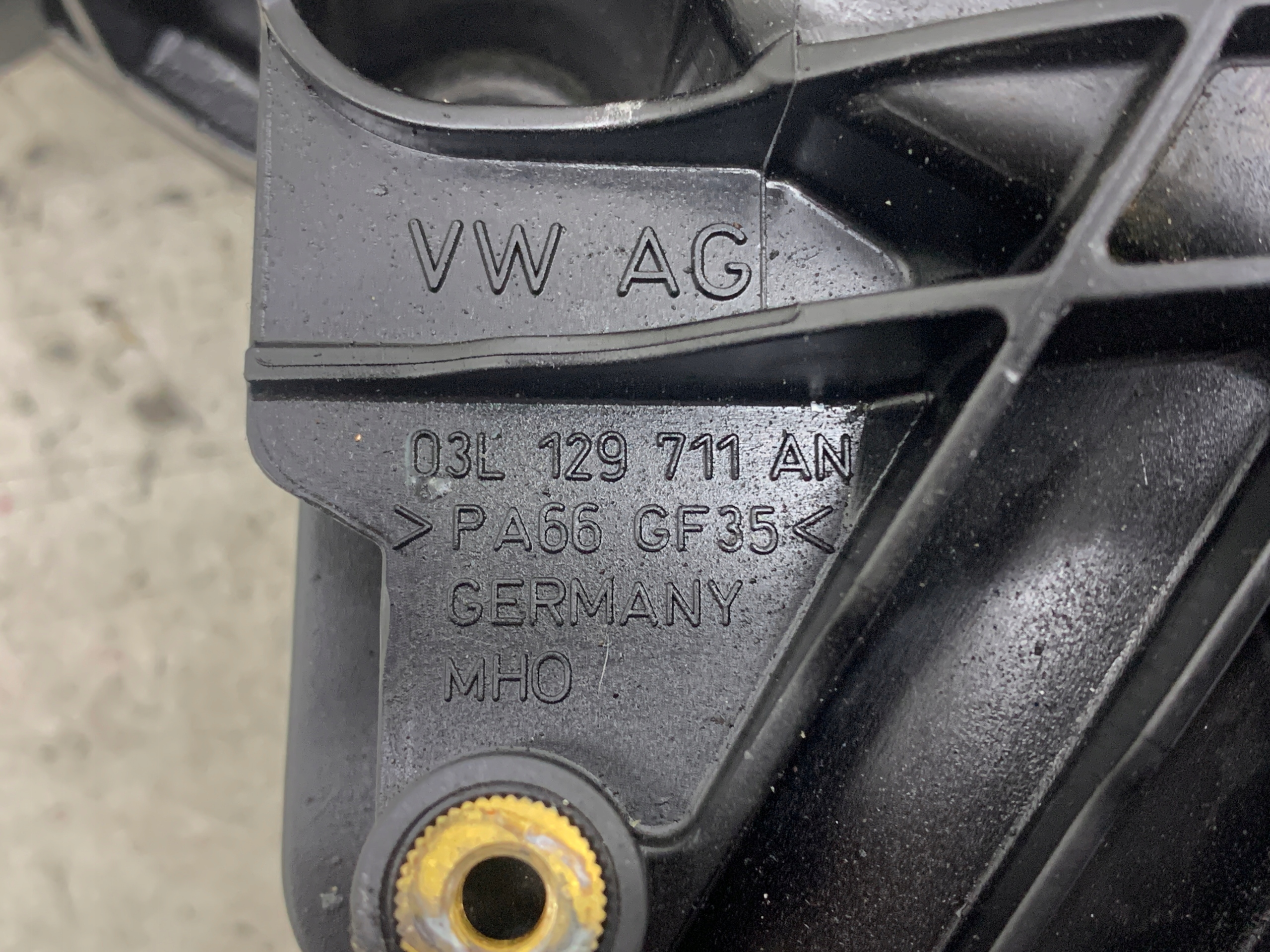 intake manifold 03L129711AN AUDI A3 8P 2.0 TDI CFF 08-13
