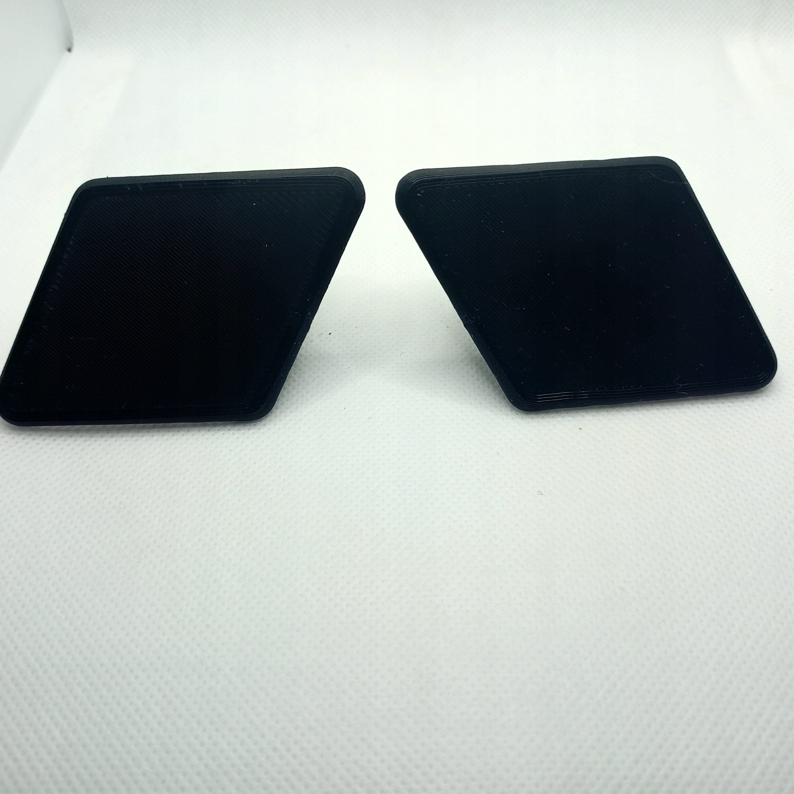

2xBMW 3 E90 E91, zaślepka spryskiwacza Lp, czarna