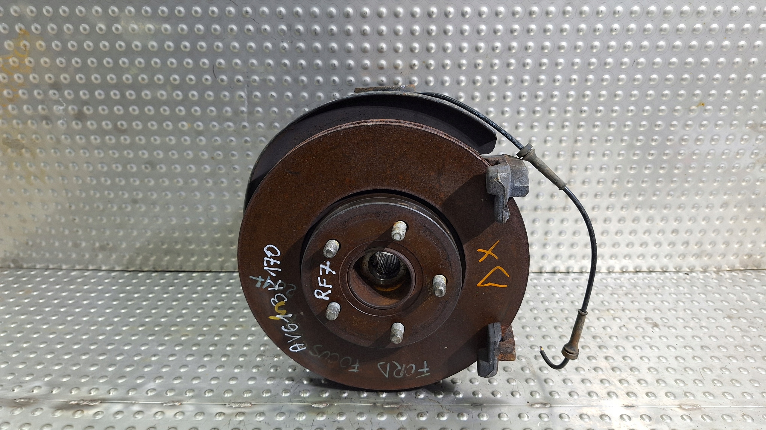 swing right front AV61-3K170-DAC FORD FOCUS MK3 C-MAX MK2