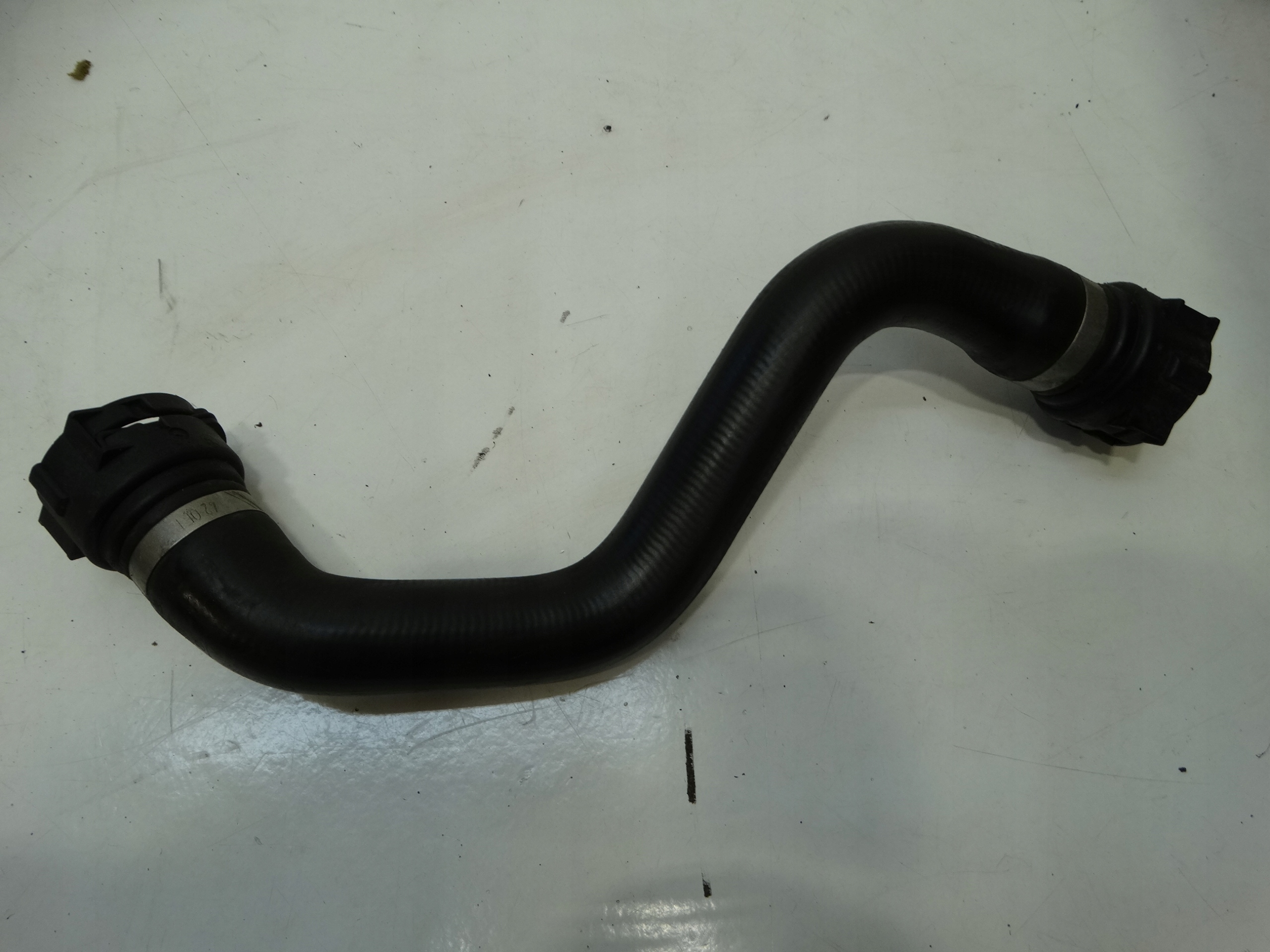 crijevo prijenos cijev vode BMW 1 F20 2013R. 7811129-04