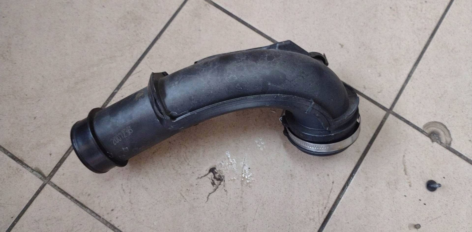 pipe intake Renault Arkana 165767789R