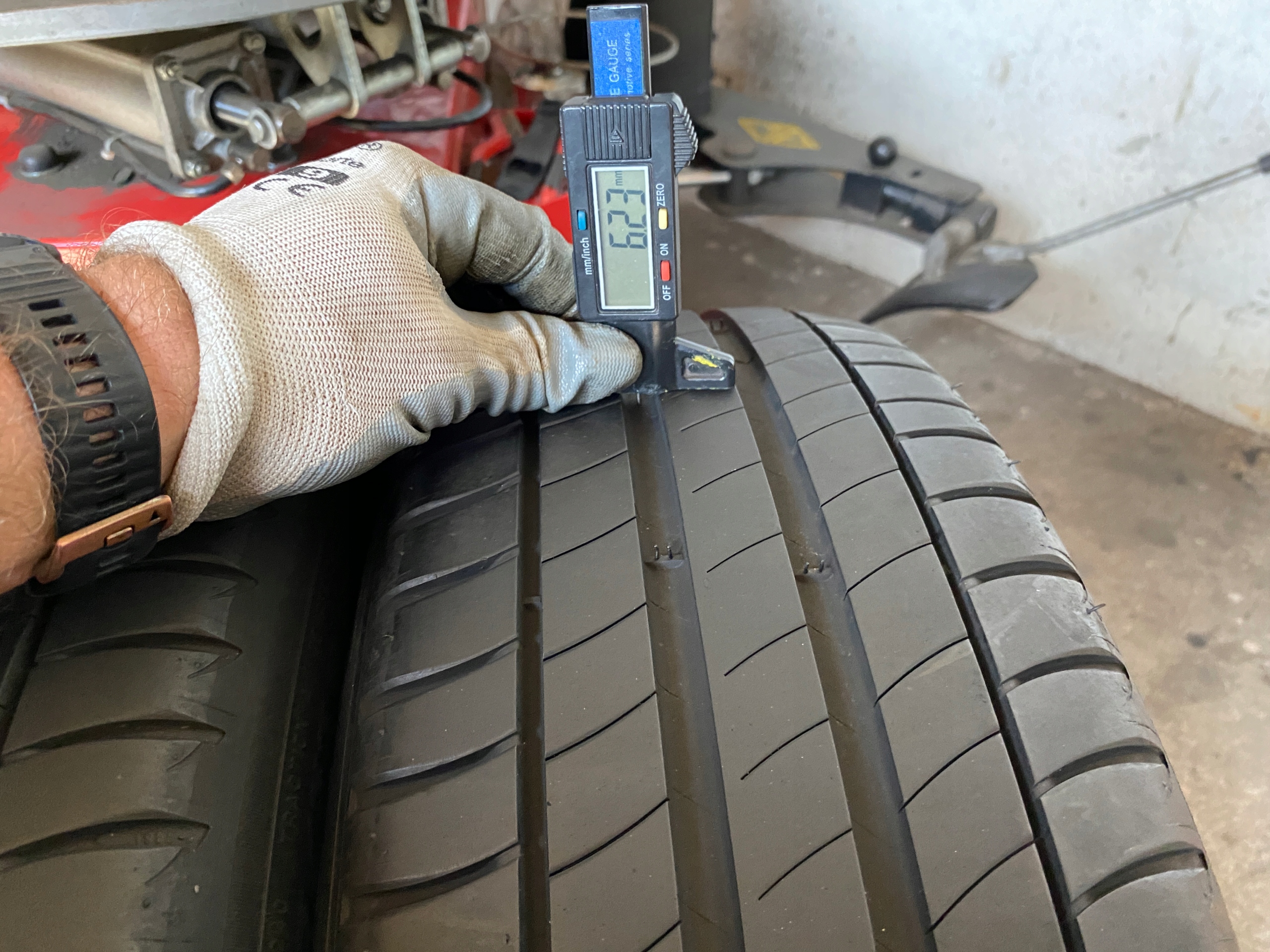 2 tyres summer 205/55R17 Michelin Primacy 3 6mm