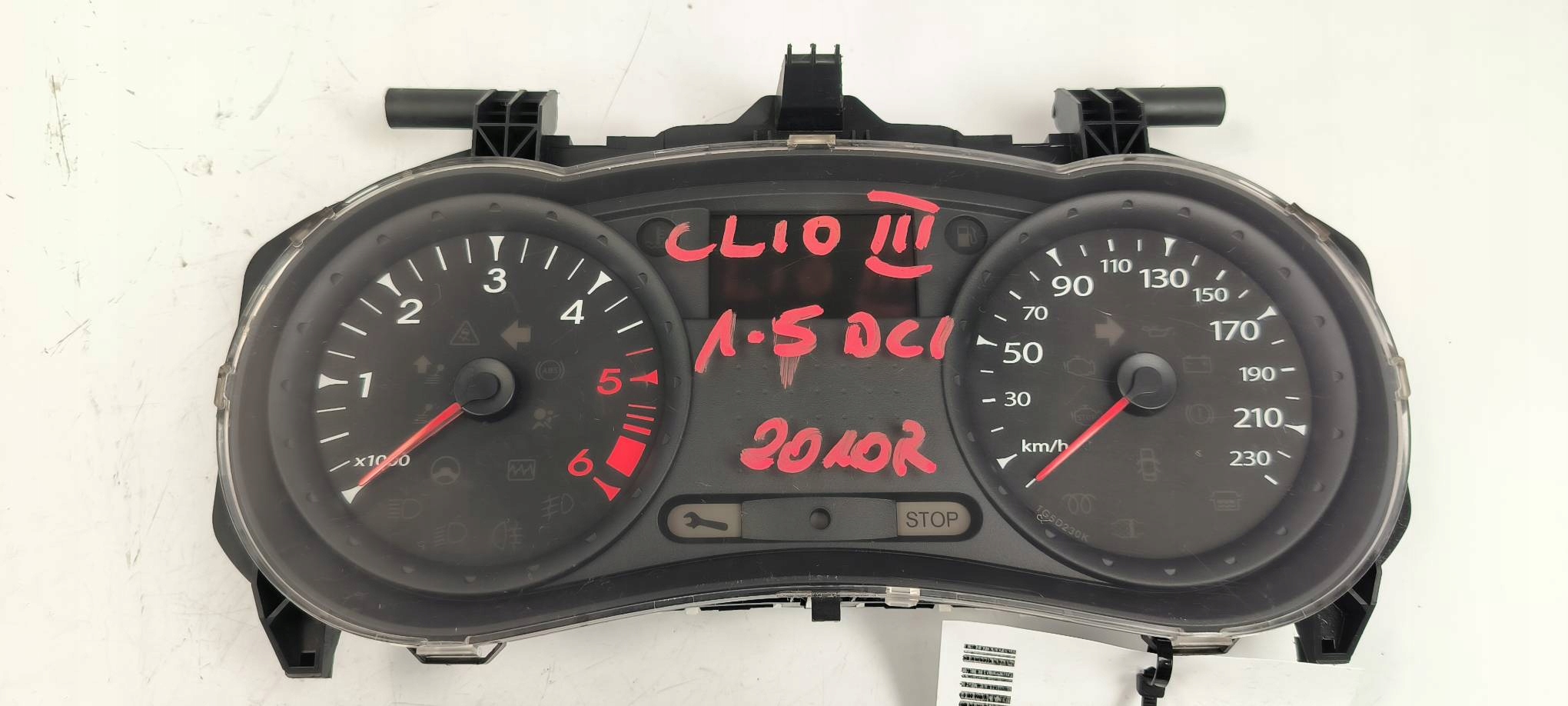 dials clock EU 8200820997C RENAULT CLIO III