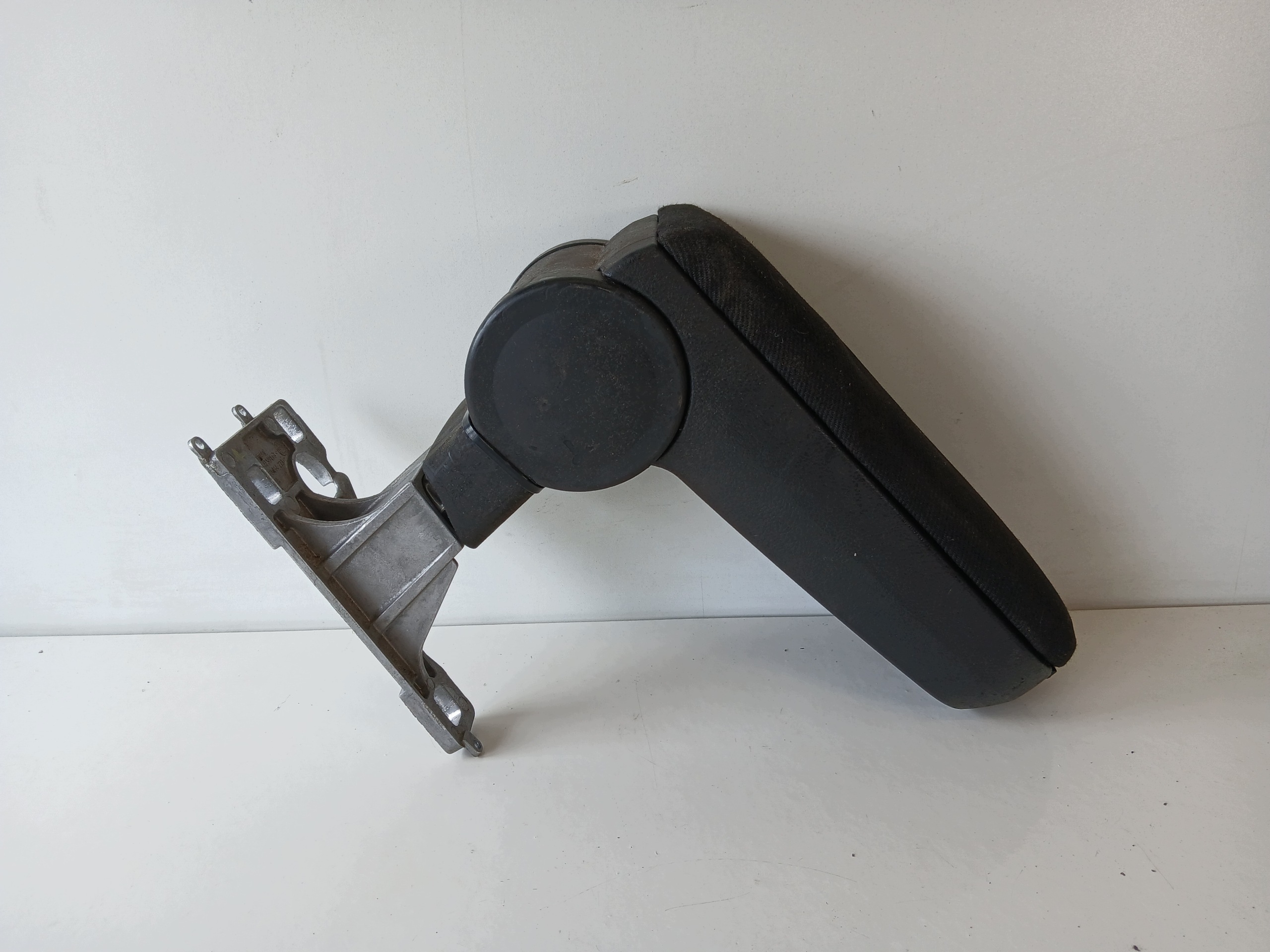 VW PASSAT B5 armrest passenger compartment SPRAWNY