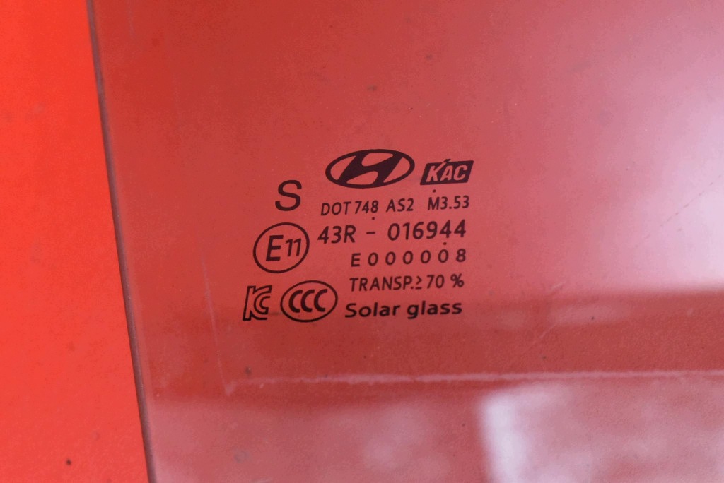 window side right front front HYUNDAI KONA 1 and LIFT 20-21