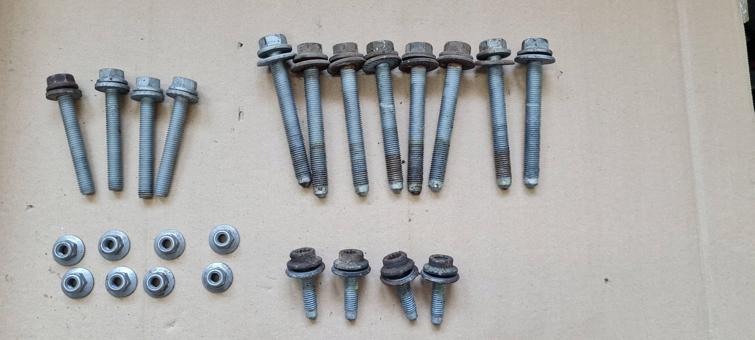 A7 4G screws springing front axle beam axle beam A6 C7 4G A4 B8 S4 A5 8T