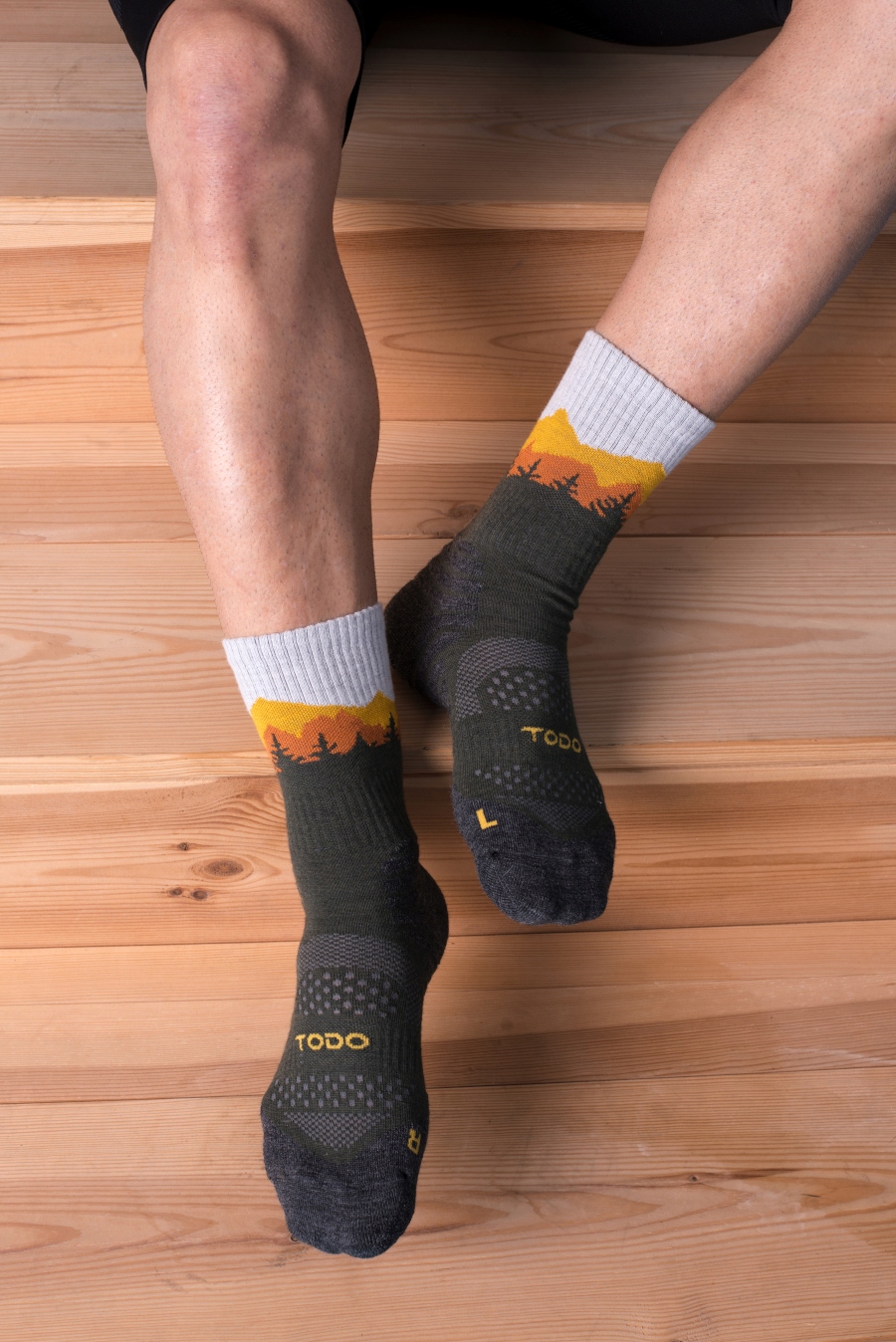 Skarpety trekkingowe FALCON TRAIL merino kh 43-46 Fason do połowy łydki