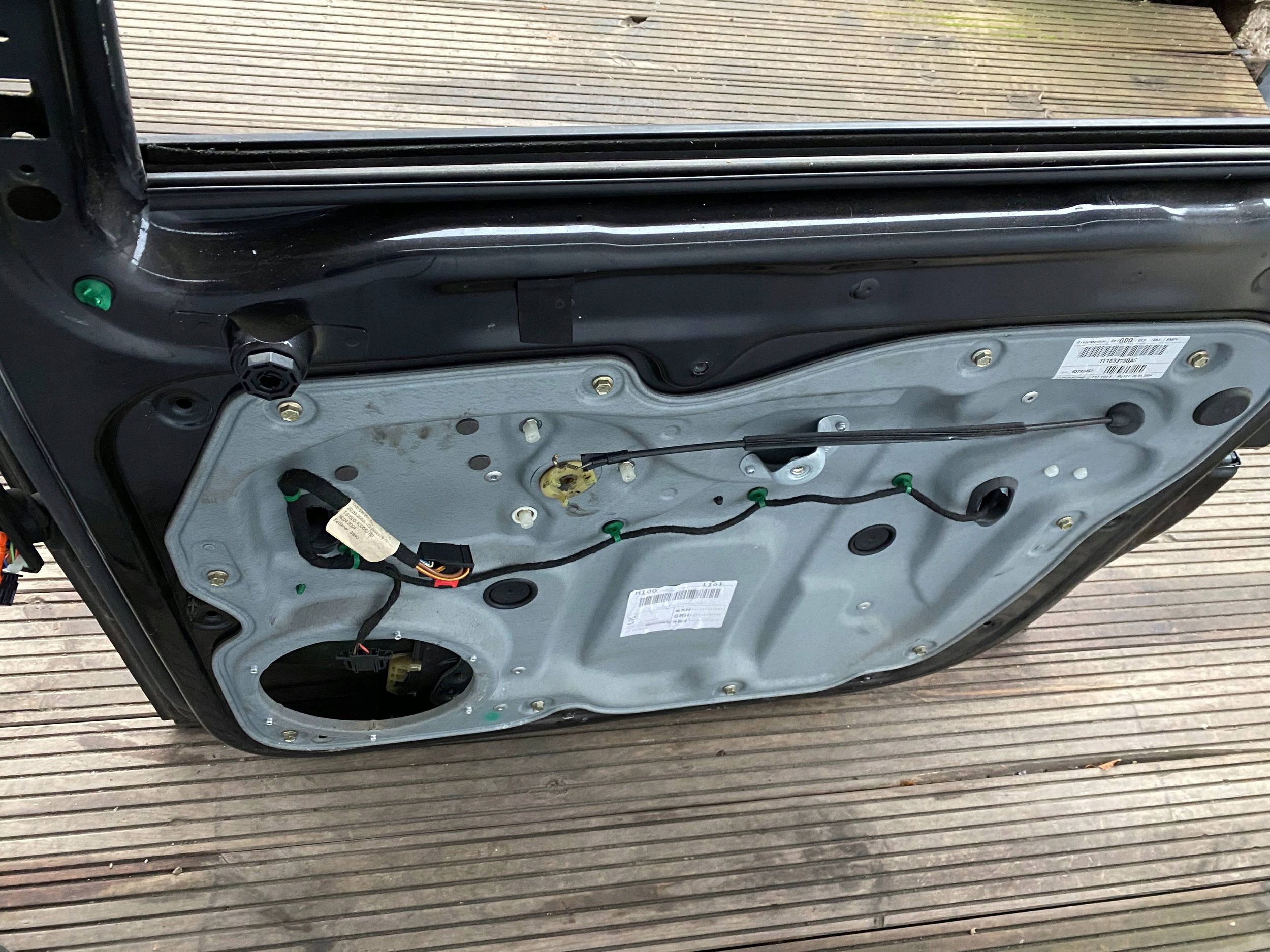 VW TOURAN and complete door right front black,