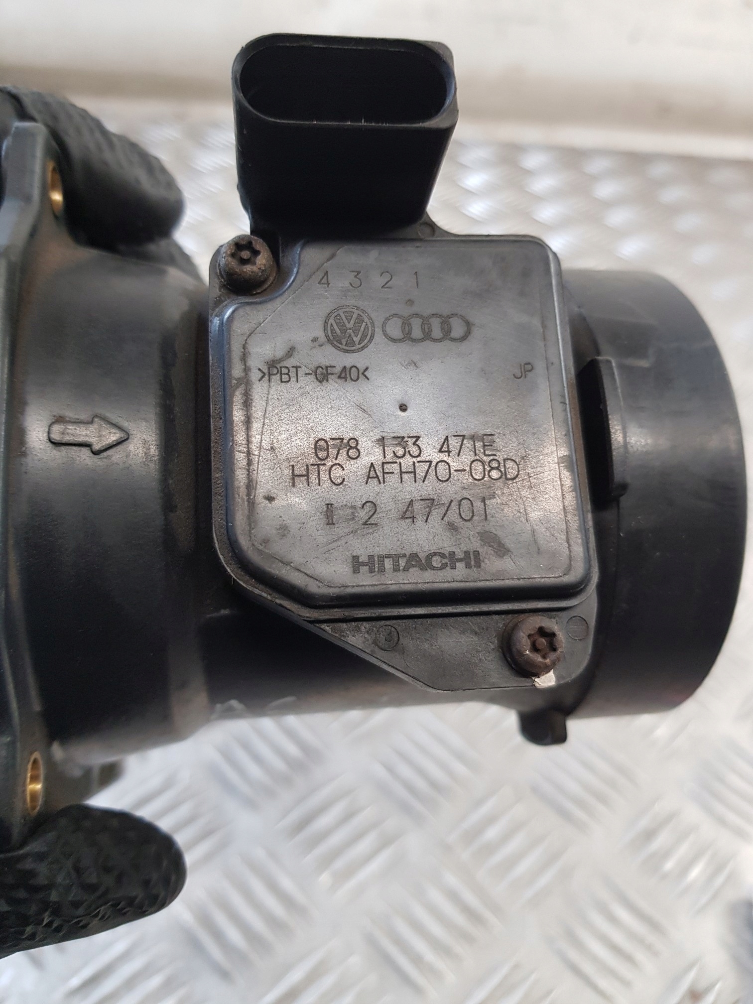 flow meter 078133471E AUDI A6 C5 2.4B