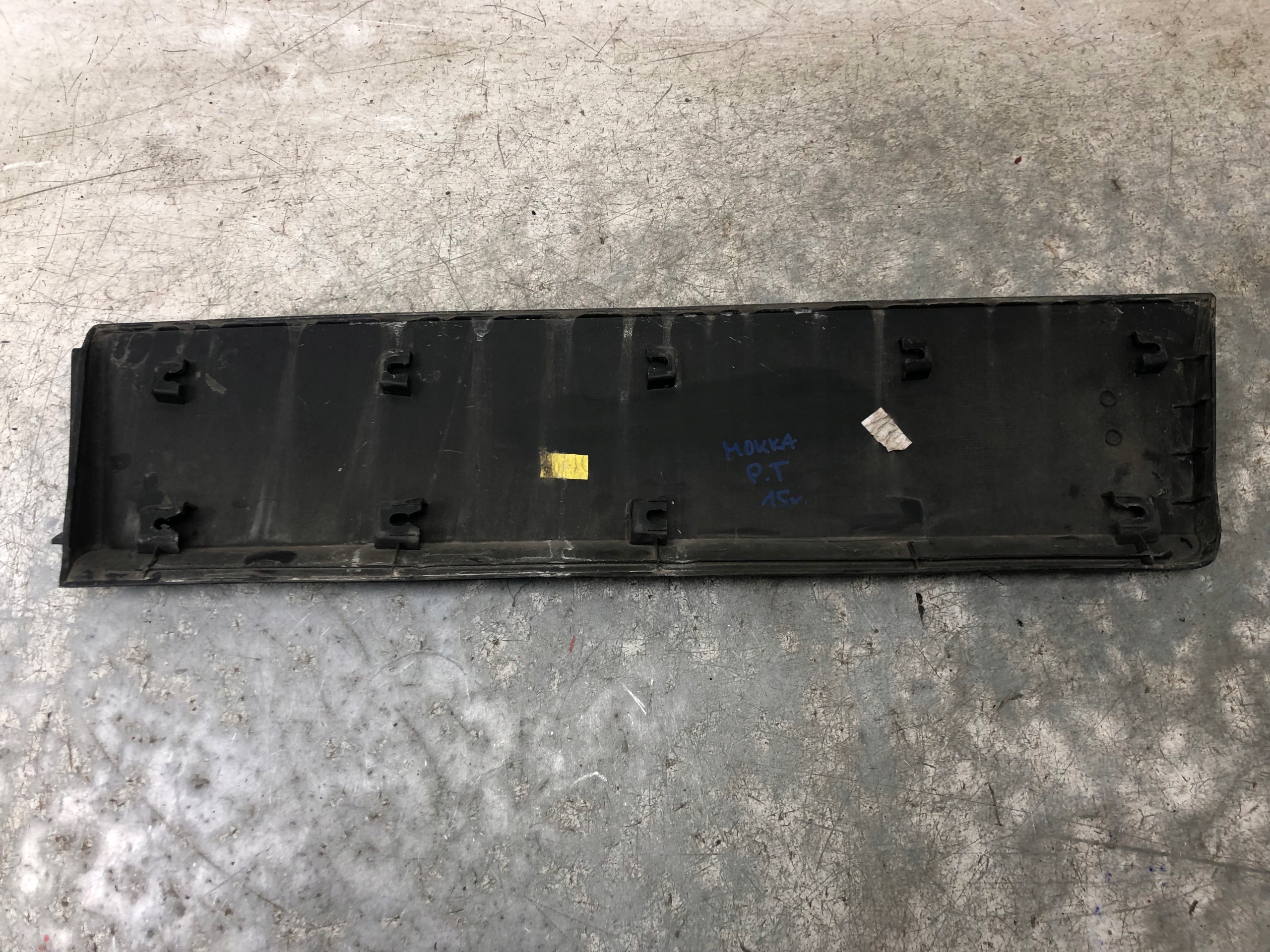 moulding door right rear part OPEL MOKKA 95157448