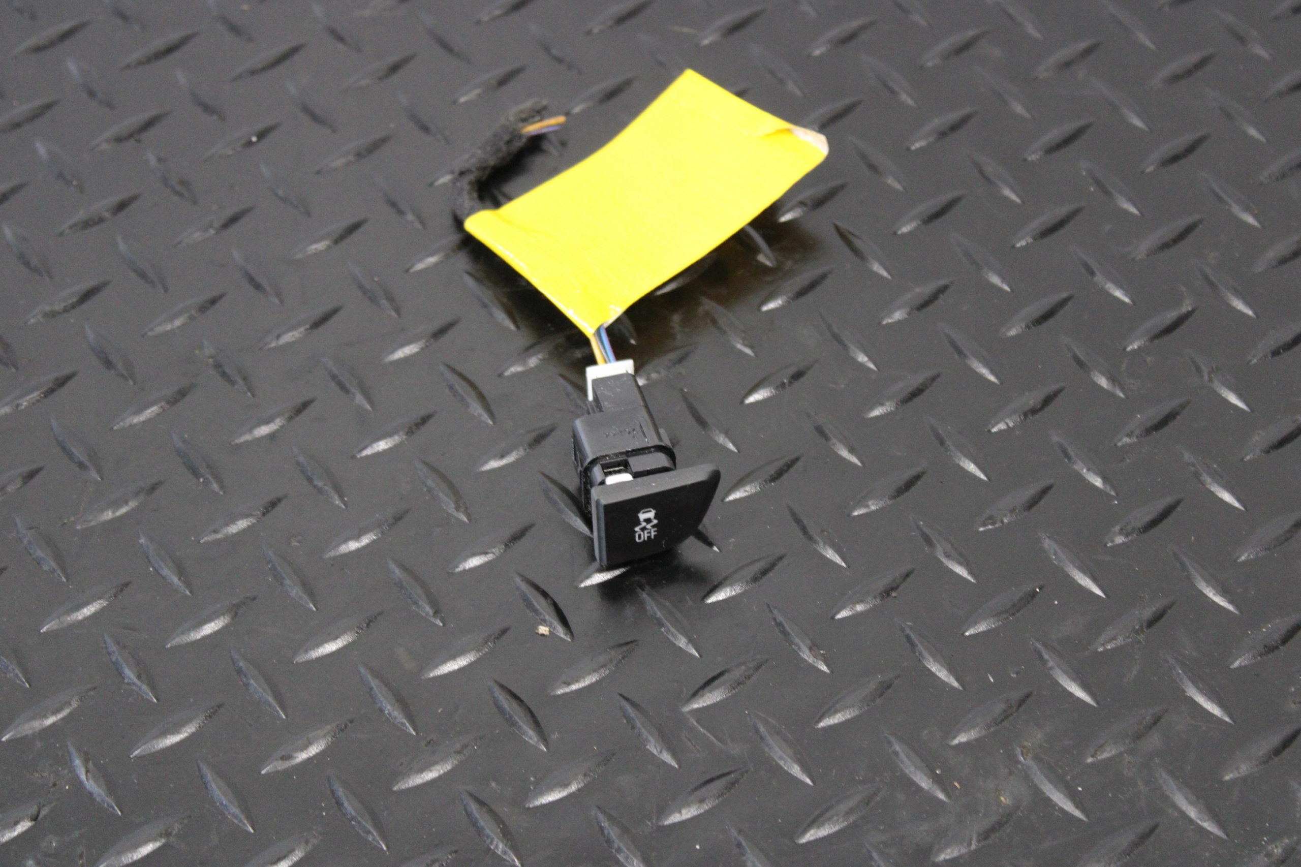 button OFF ESP OPEL MOKKA X LIFT 2017