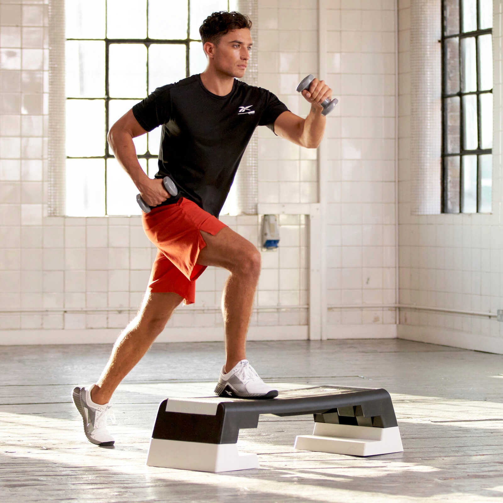 REEBOK STEP CZARNO-BIAŁY RAP-11150WH Rodzaj step