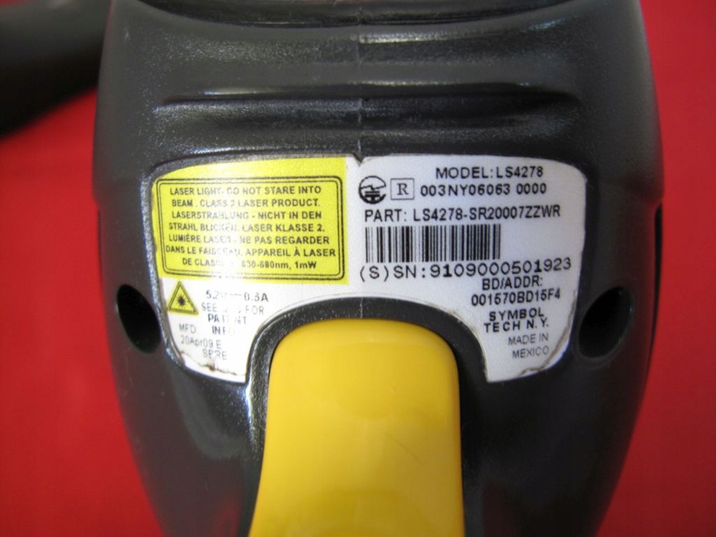 CZYTNIK SKANER KODÓW SYMBOL LS4278 + STACJA 1D USB Typ skanera 1D