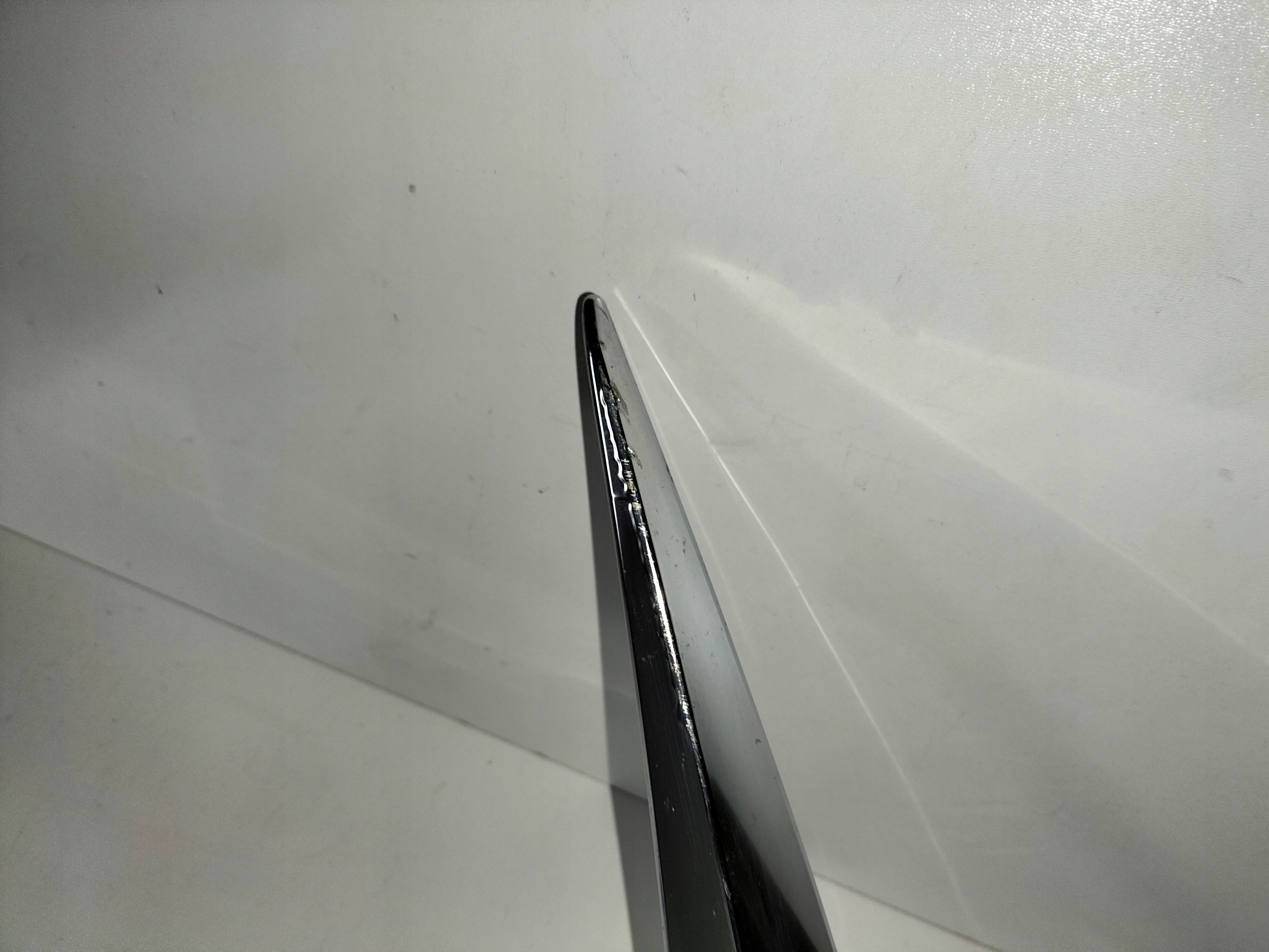 moulding grille chrom LEXUS UX 18