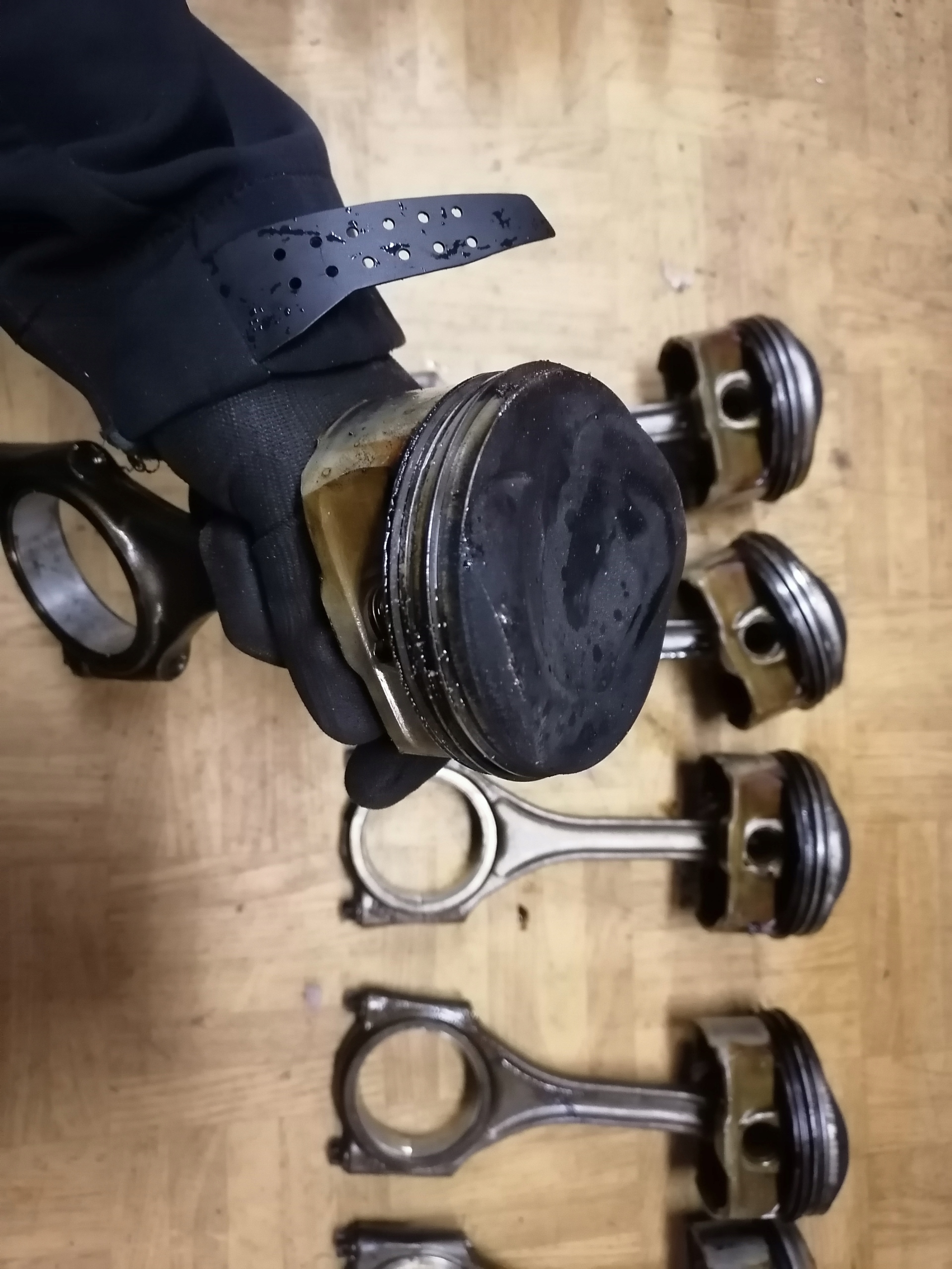 piston connecting rod - AUDI A4 B7 A6 C6 A8 3.2 FSI AUK