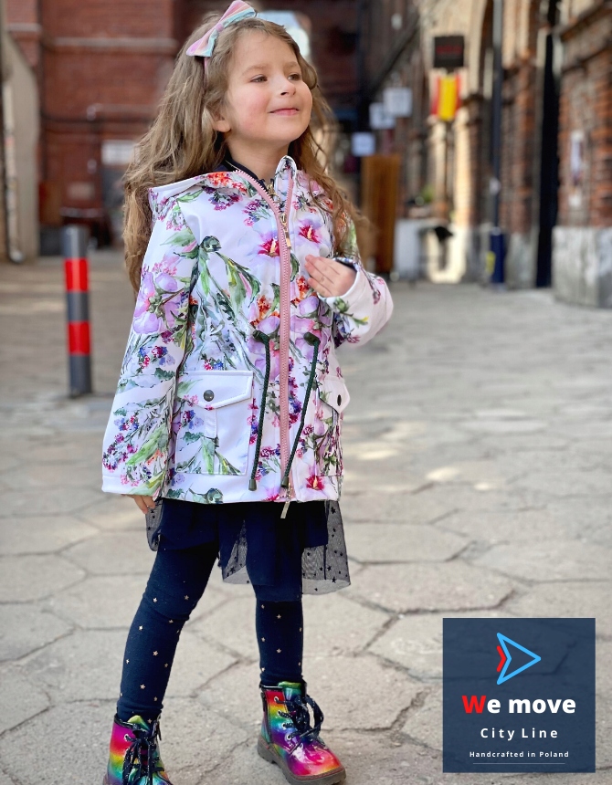 PIĘKNA Kurtka dziecko płaszcz parka SOFTSHELL 128 Rozmiar 128