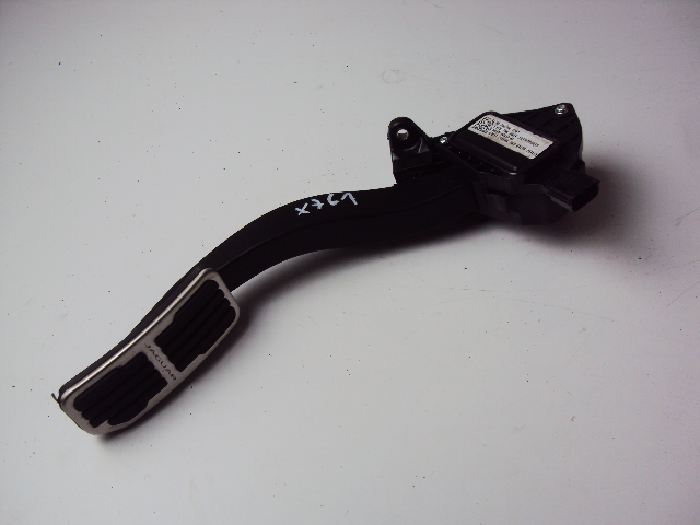 HK8M-9F836-AB - Педаль акселератора JAGUAR F-PACE X761