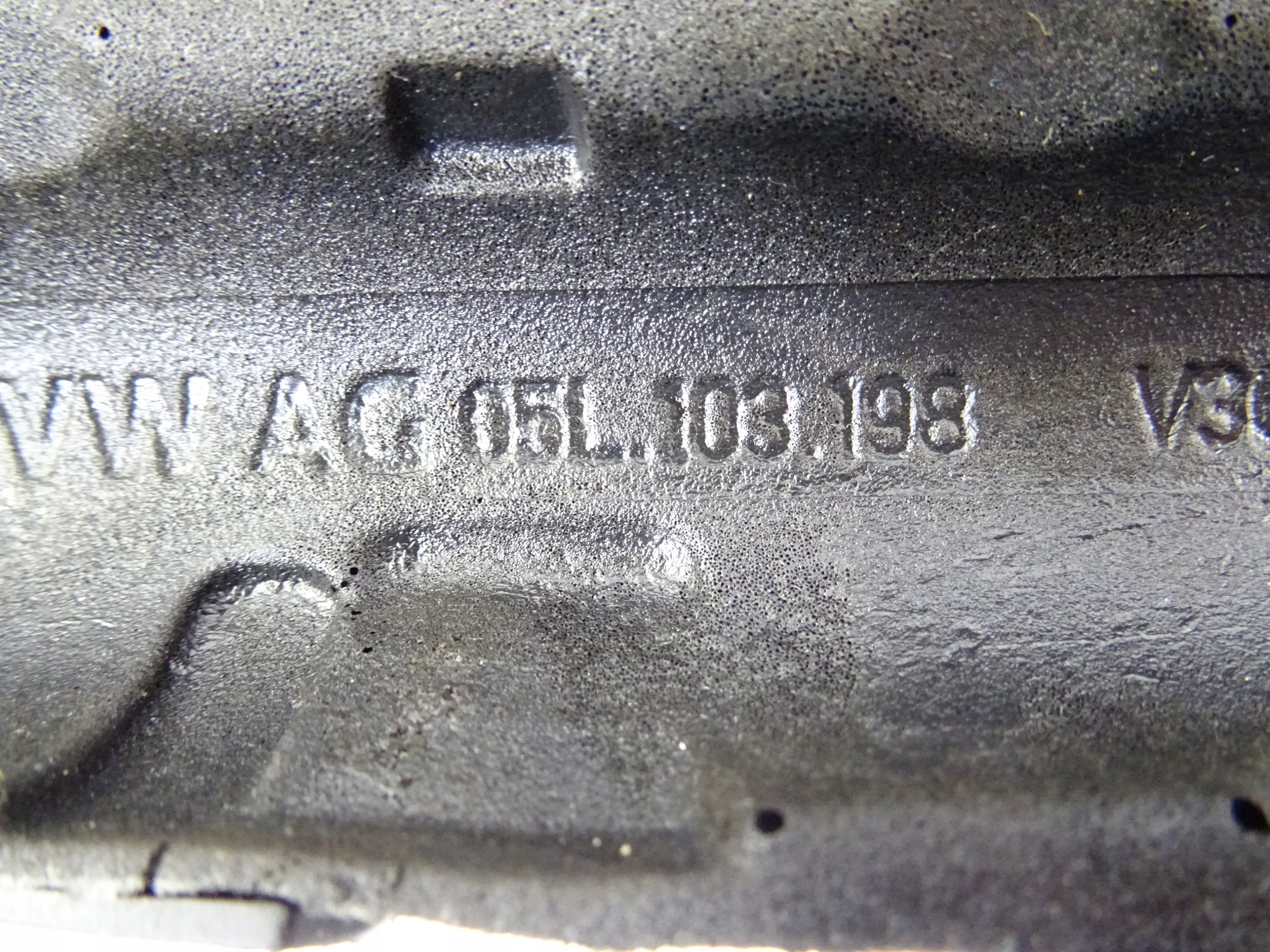 VW AUDI GŁOWICA SILNIKA 2.0 TDI 05L103403AD 05L103308P 2022R Producent części Volkswagen OE