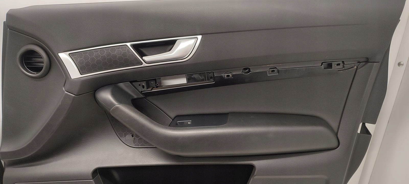 side side komplet Audi A6 C6 3,0 TDI Allroad kombi