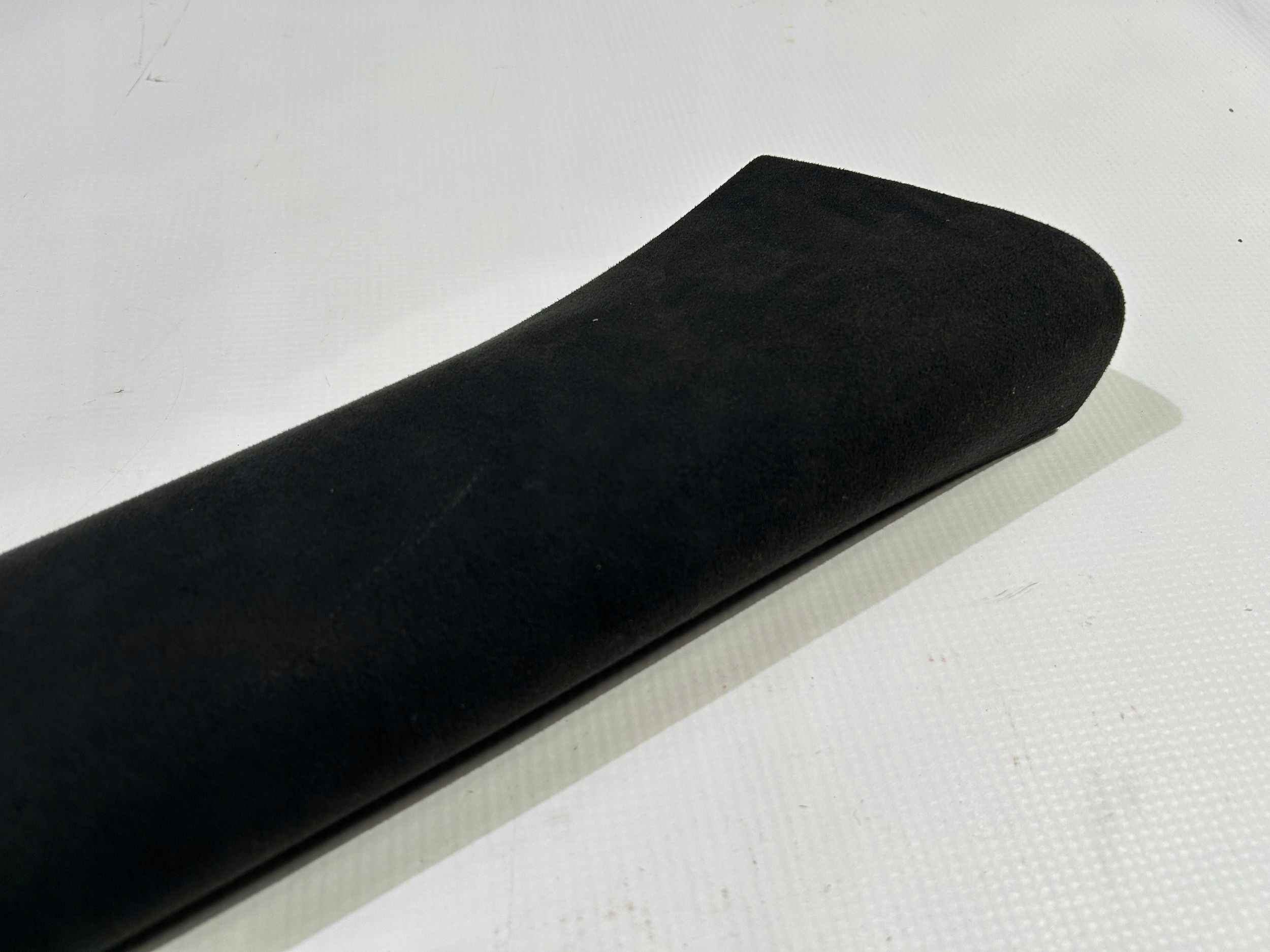 side cover panel slupka A right right alcantara Dodge Durango 2021