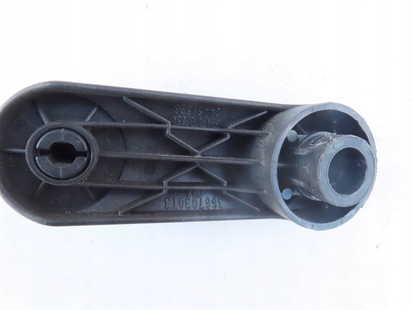 KORBKA SZYBY OPEL ASTRA J 2009-2019 ROK 366703013 Numer katalogowy części 366703013