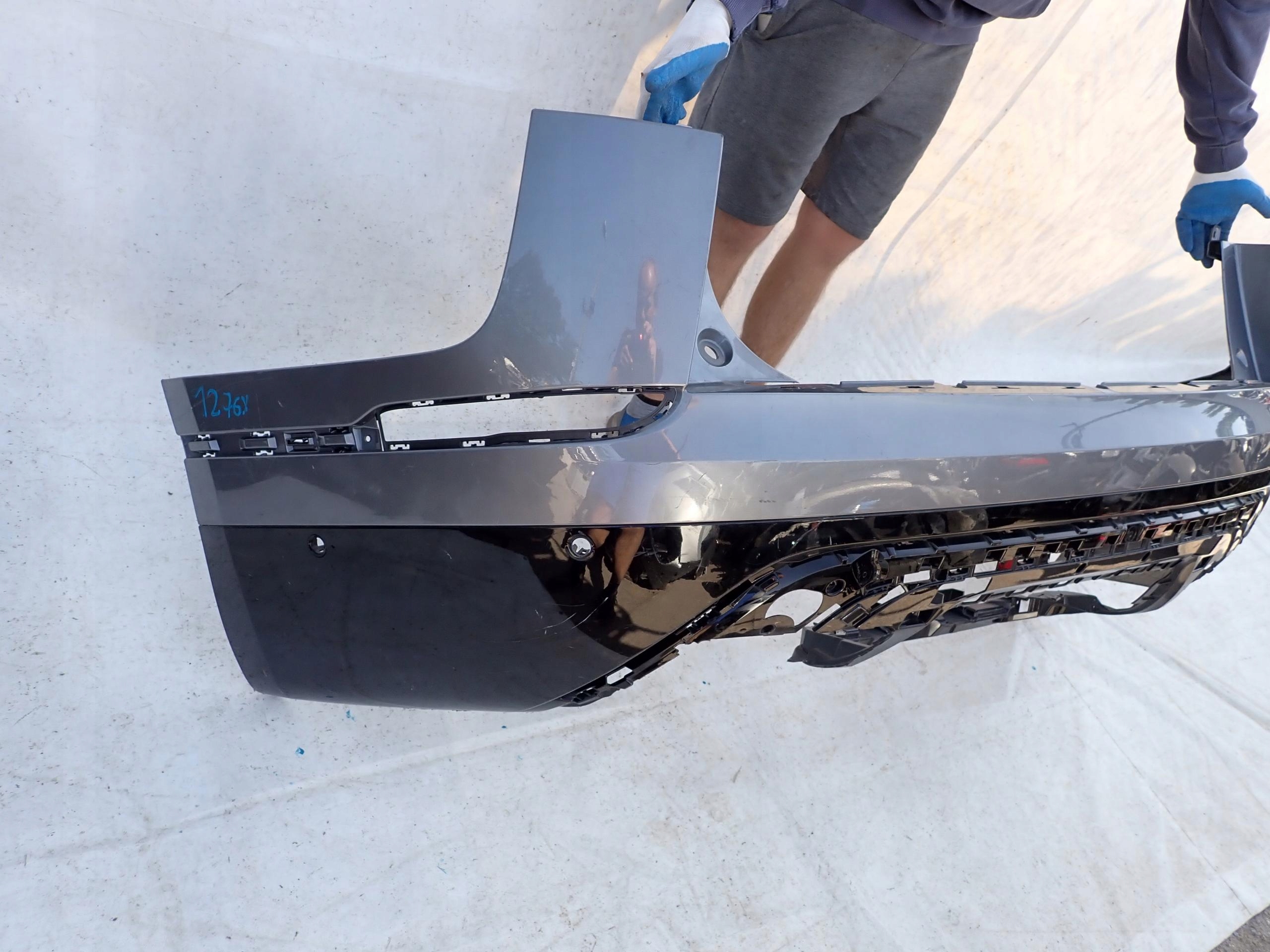 RANGE ROVER VELAR 17- bumper rear part rear PDC