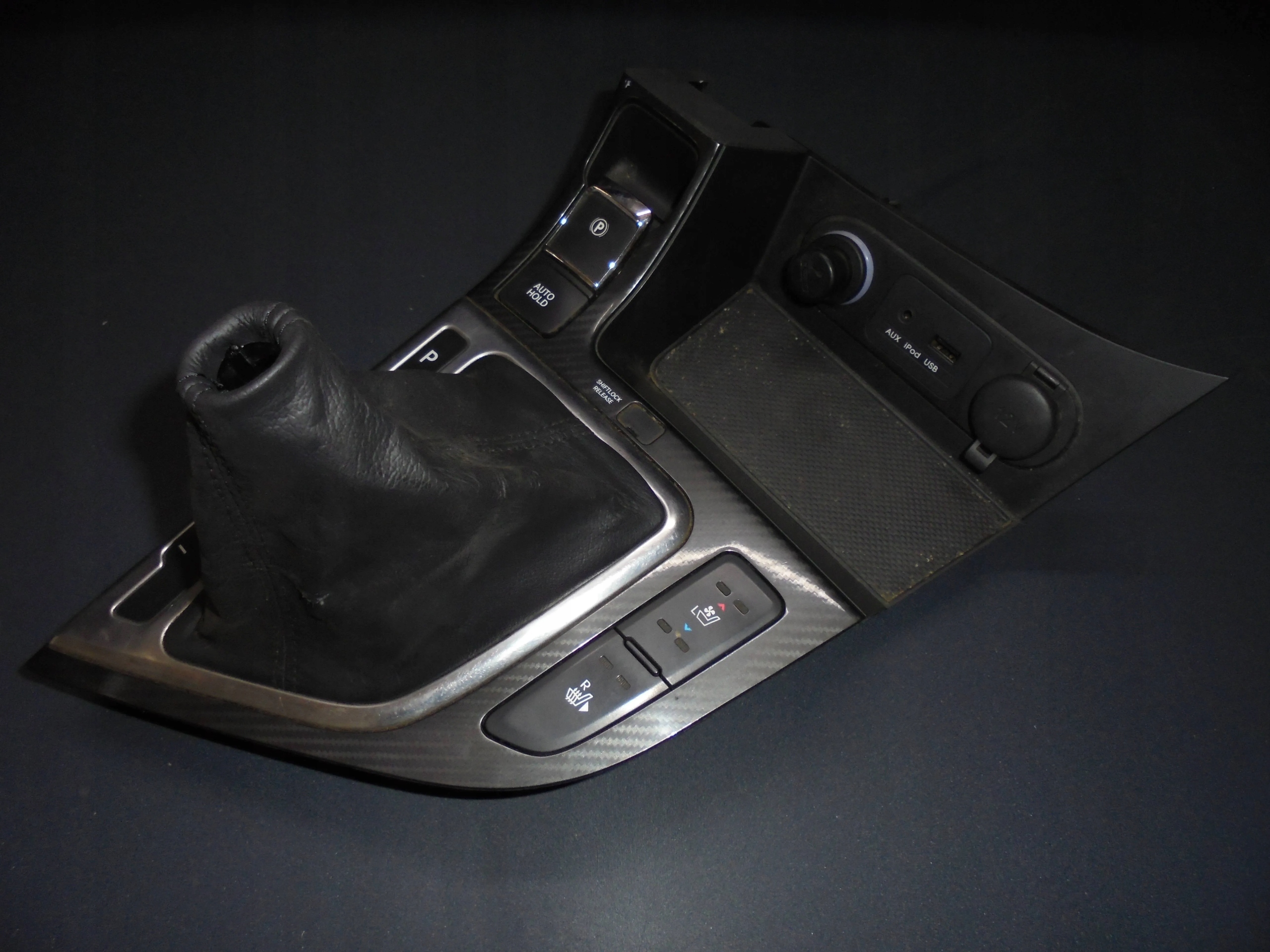 846502T291 - KIA Optima III 2012 панель передач корпус