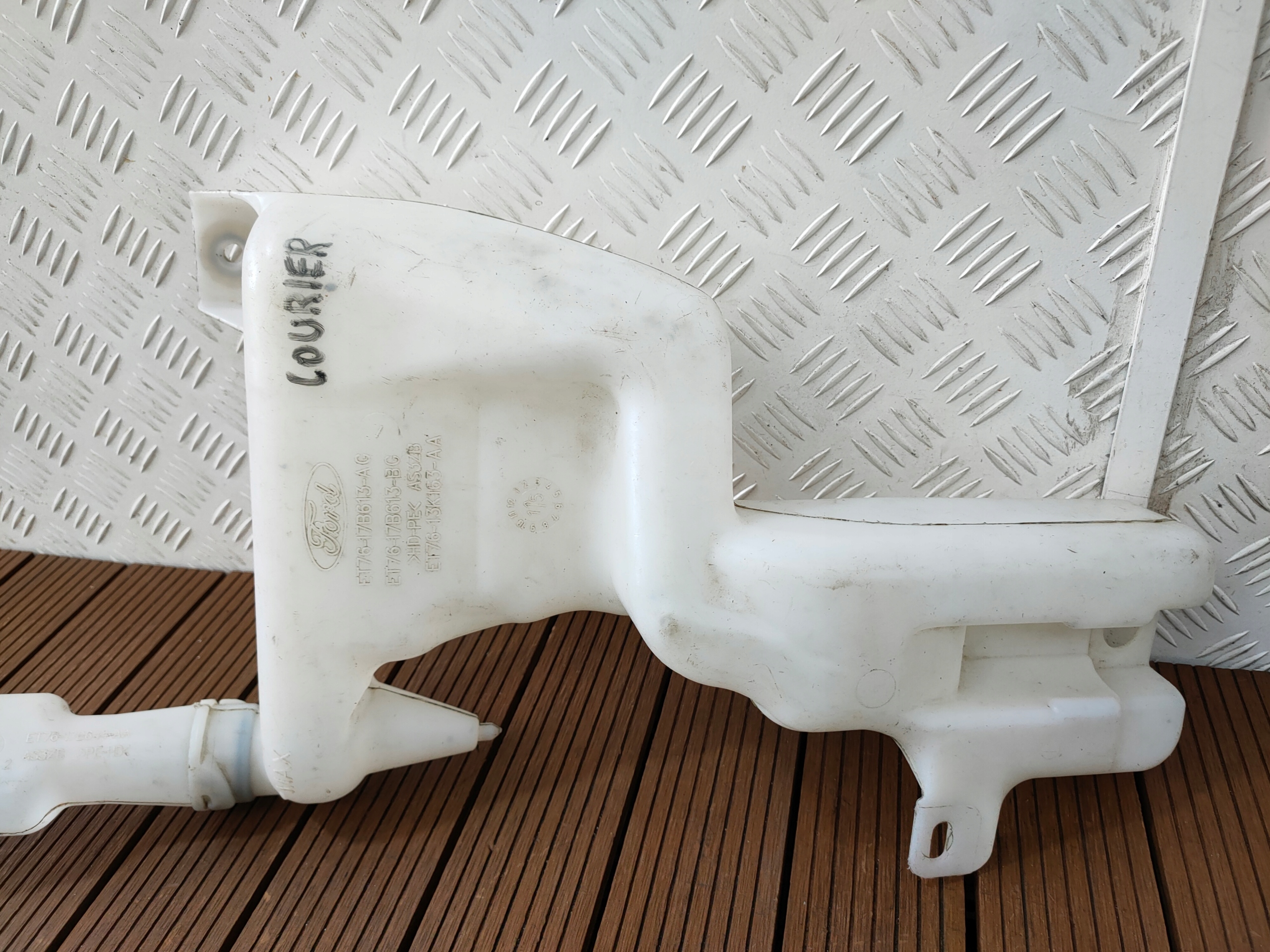 FORD TRANSIT COURIER MK2 14- serbatoio LIQUIDO LAVAFARI ET76-17B613-AG