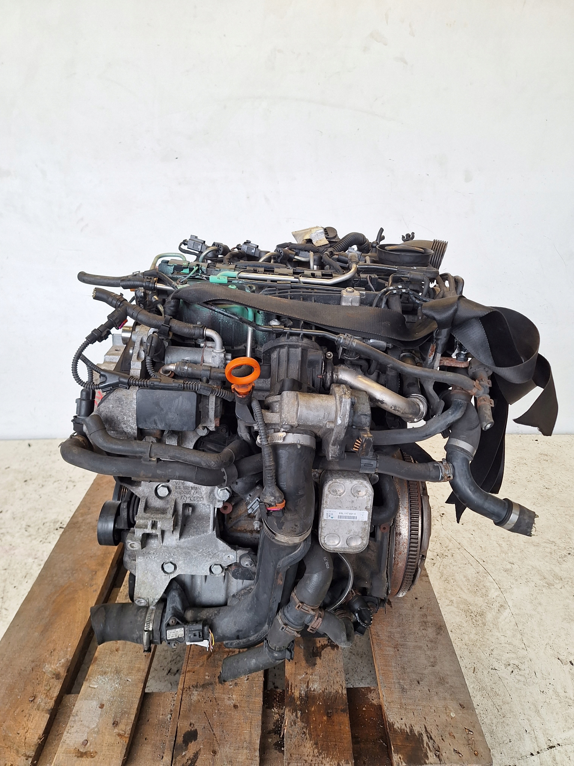 VOLKSWAGEN SEAT SKODA AUDI engine 1.6 TDI CAY 105KM