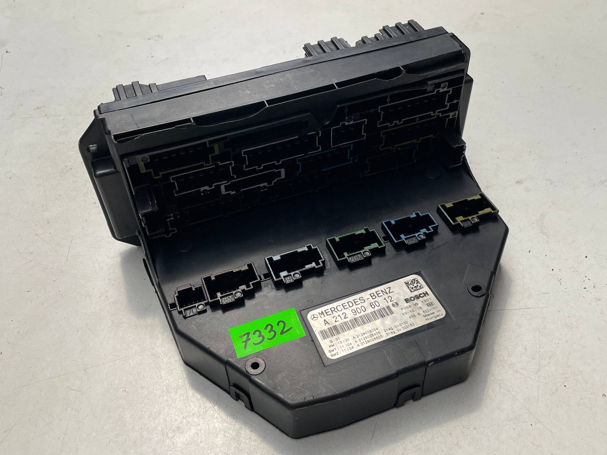 MERCEDES E KLASA W212 Module fusibles A2129006012 !J