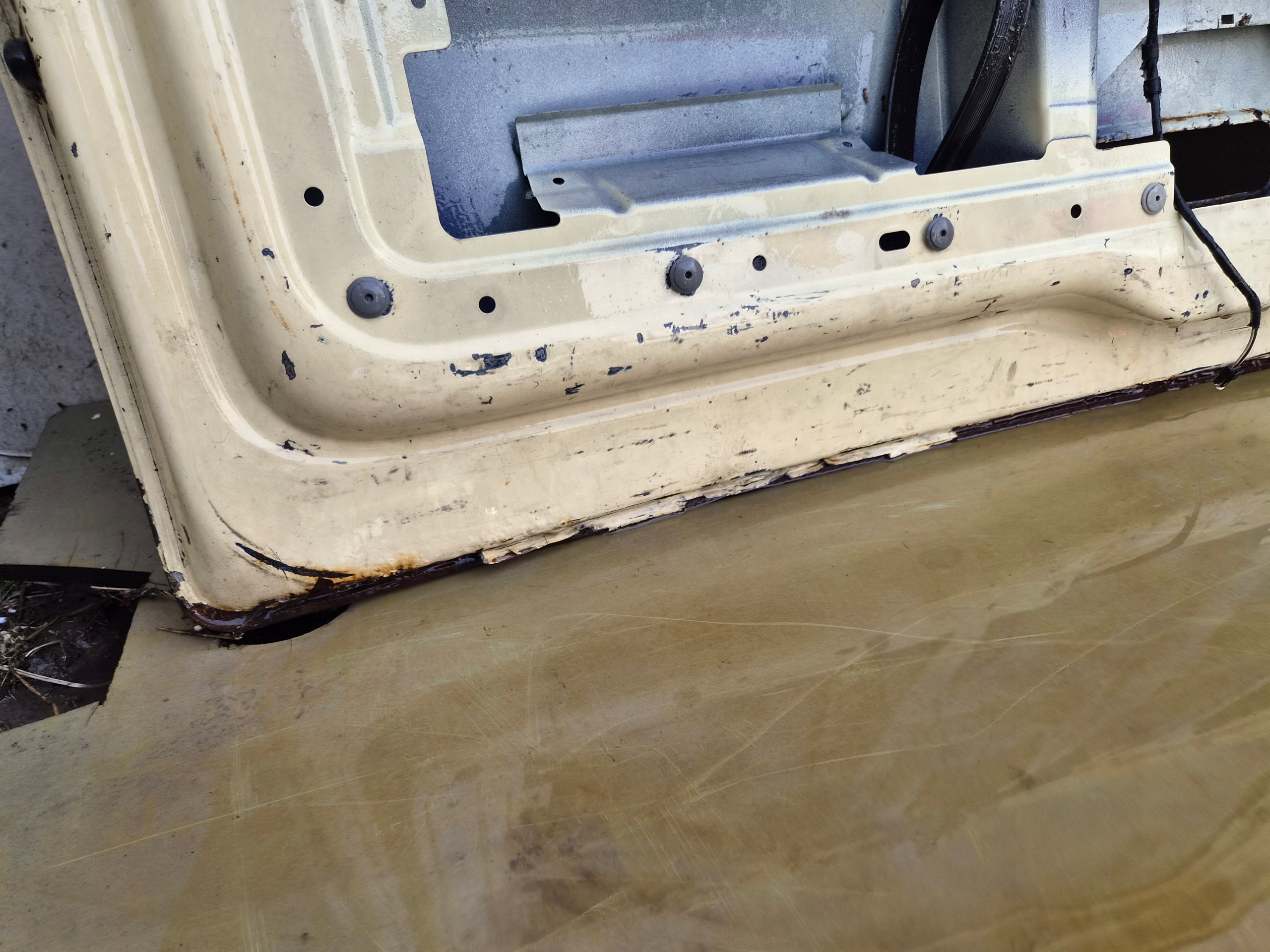 trunk door cover boot rear part VW T5 T5 LIFT