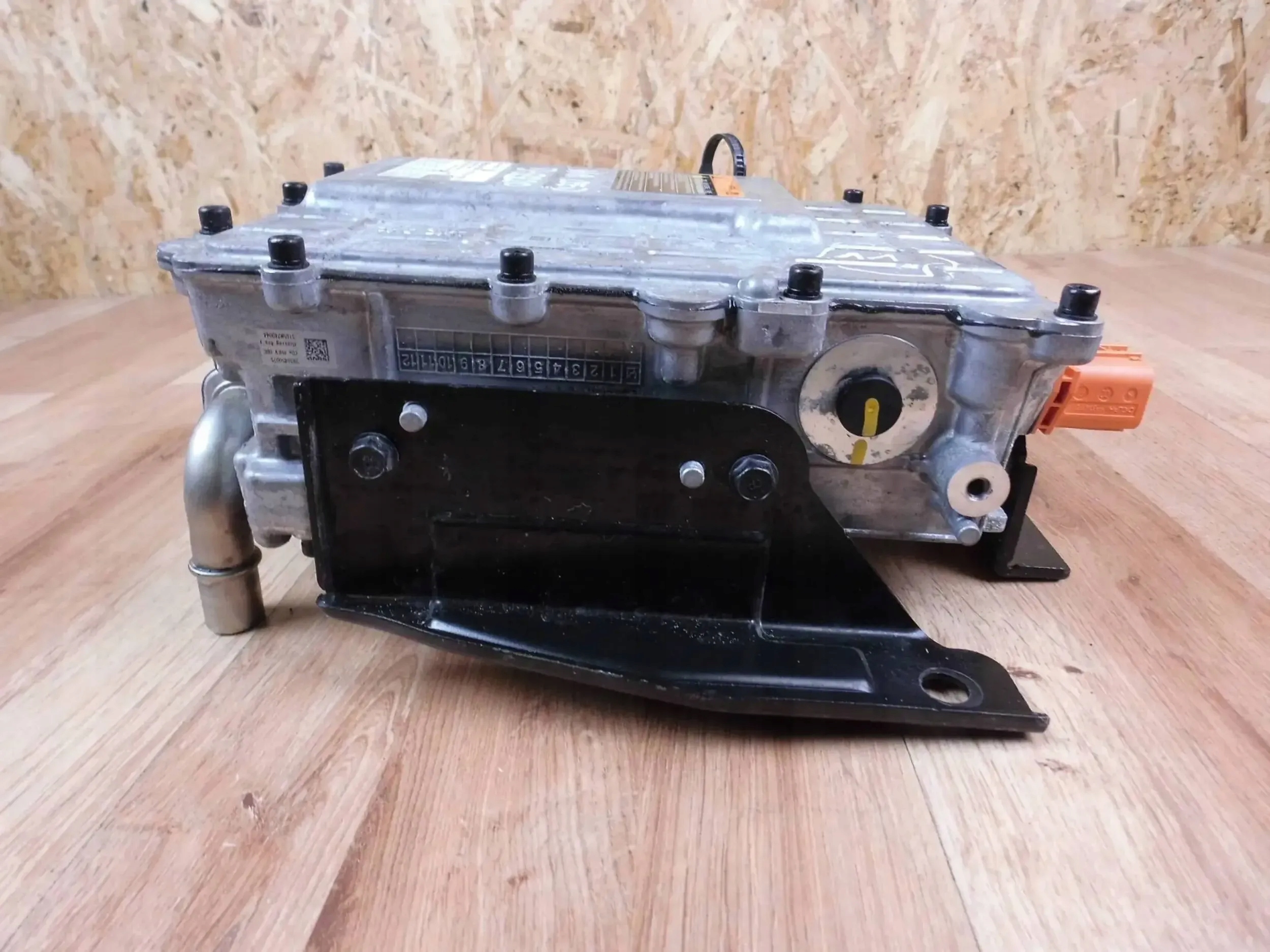Kia Ceed III modul OBC ladowarka 364002B072