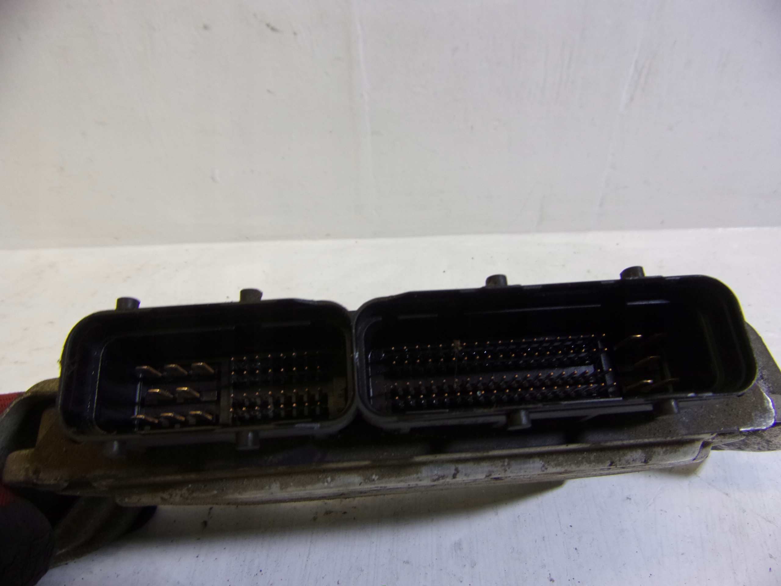 computer of the engine control unit TOYOTA YARIS 2 1.0 B BOSCH 2000 0261208841