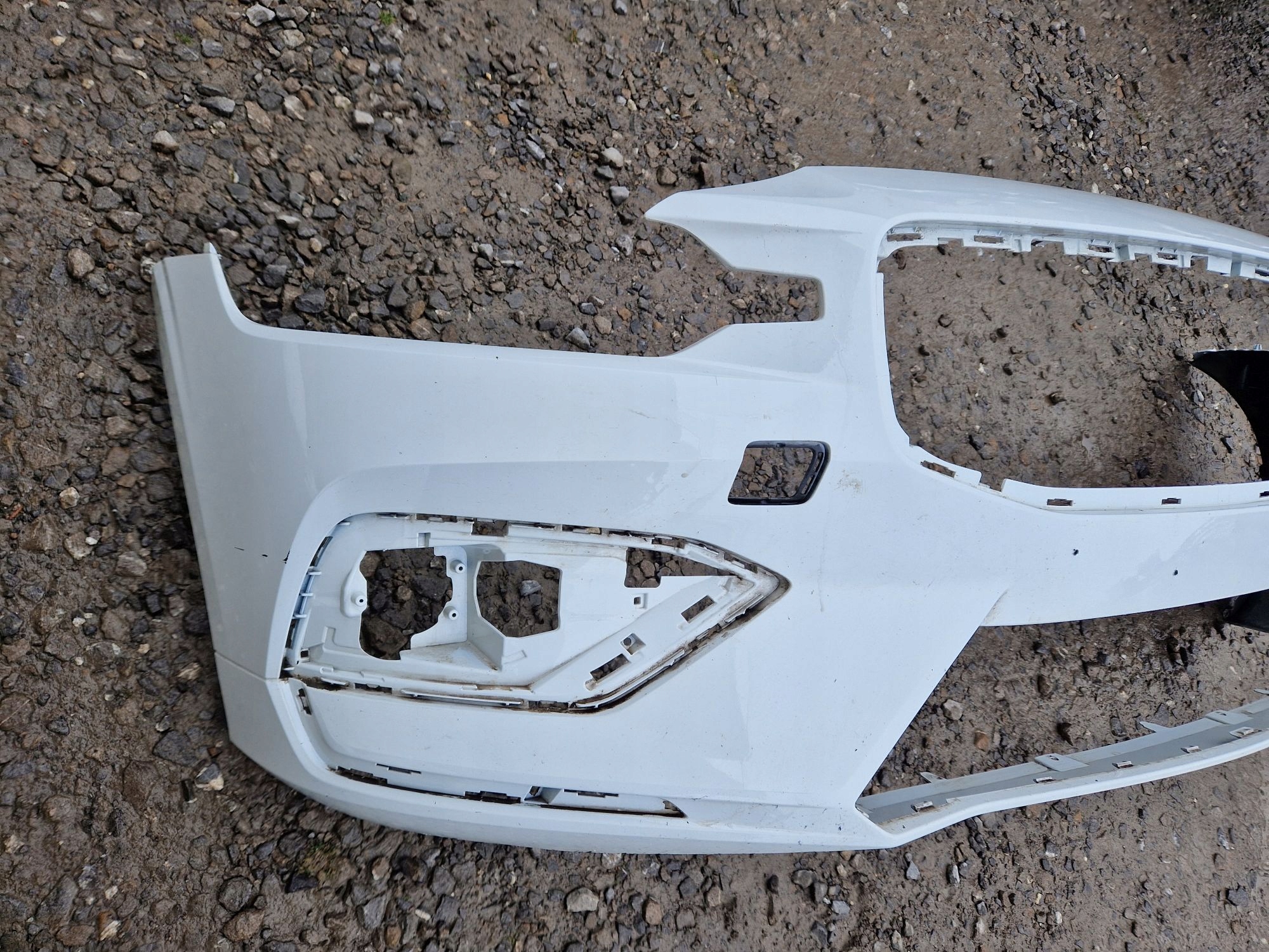 front bumper VOLVO V60 II 2018R->