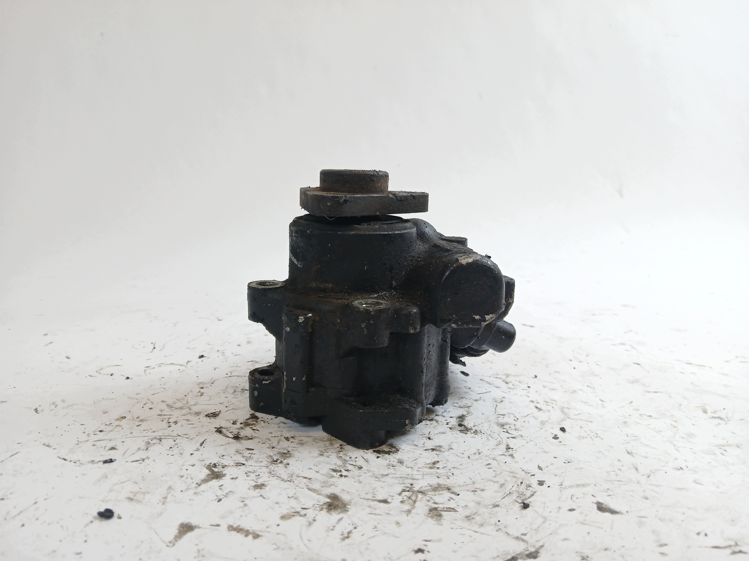 VW PASSAT B5 AUDI A4 B5 servo pumpa 8D0145156TX 120 BAR