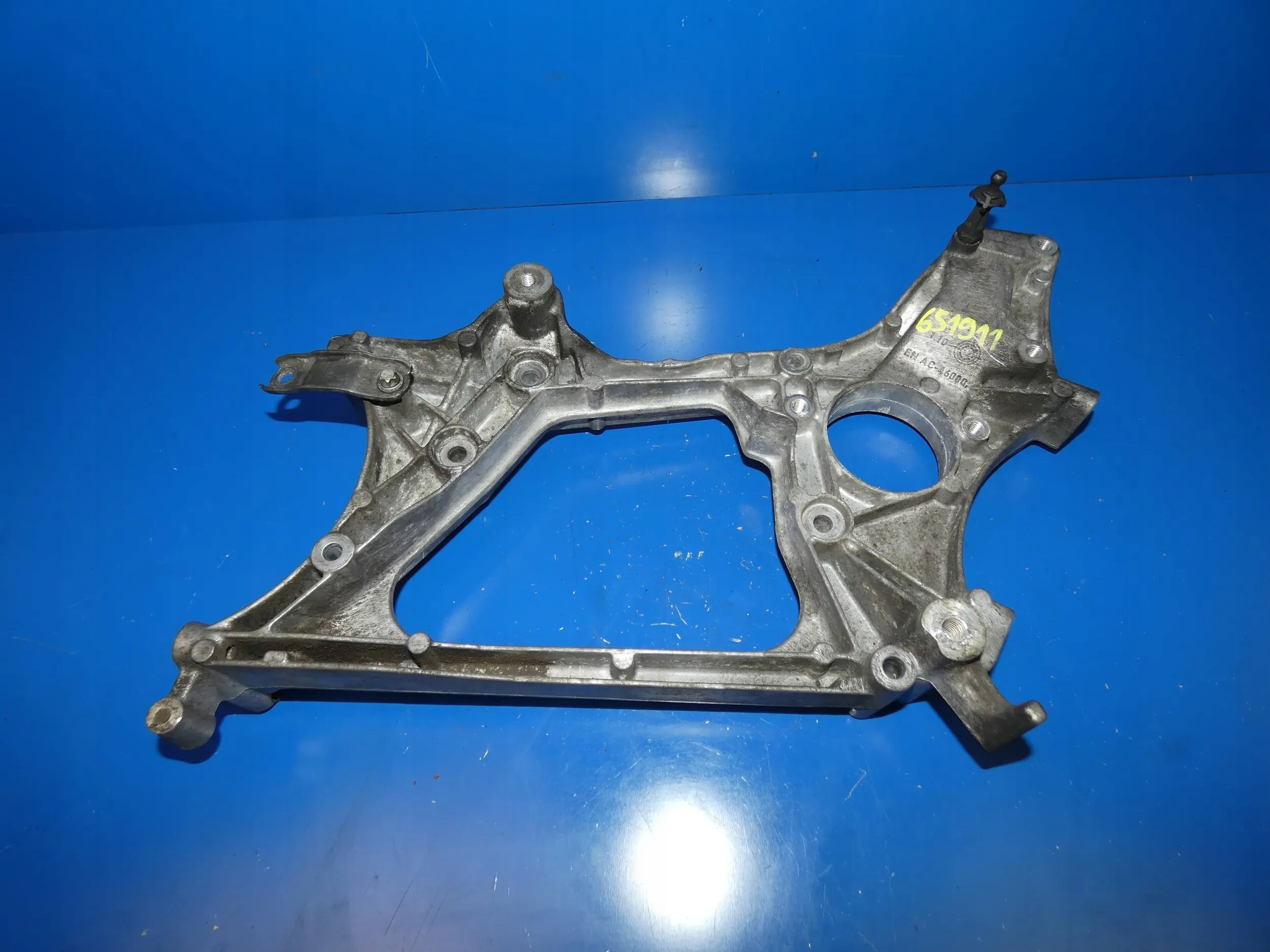 MERCEDES E KLASA W212 C W204 SPRINTER 2.2 CDI SUPPORT SUPPORT PLAQUE MOTEUR