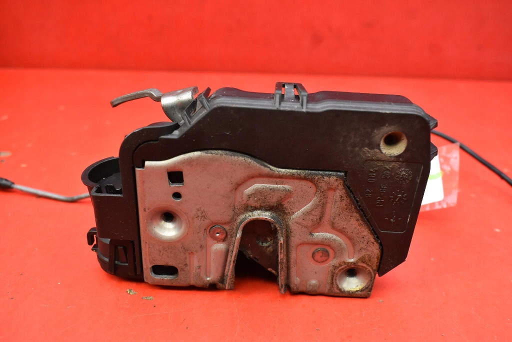 lock door right front front EU 004138112637 MERCEDES E-KLASA W211 KOMBI