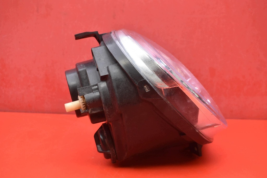 REFLEKTOR right light front EU 20-A385B VW POLO 4 IV 9N 01-05