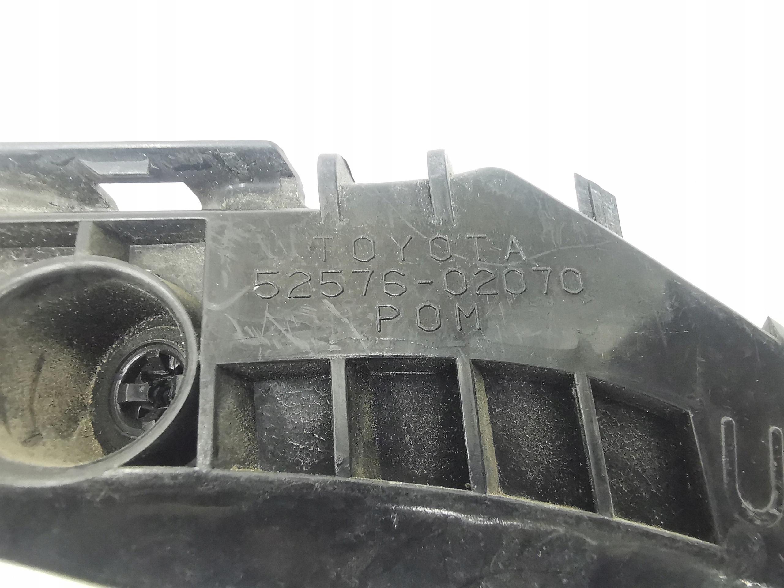 bumper bracket left rear part TOYOTA AURIS and 07-10 / 52576-02070