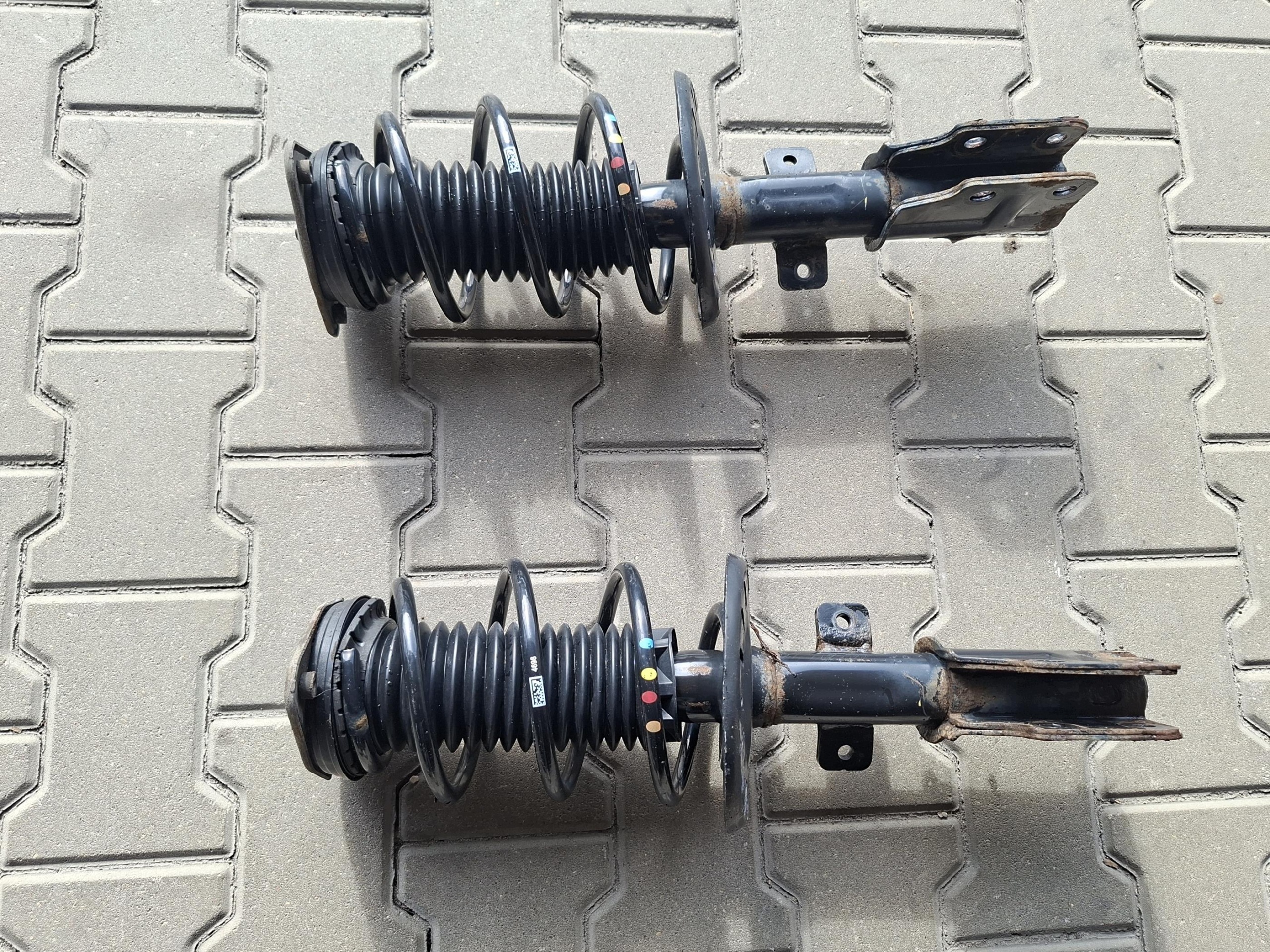 shock absorber front front left right 9819718680 PEUGEOT 3008 II 1.2 THP