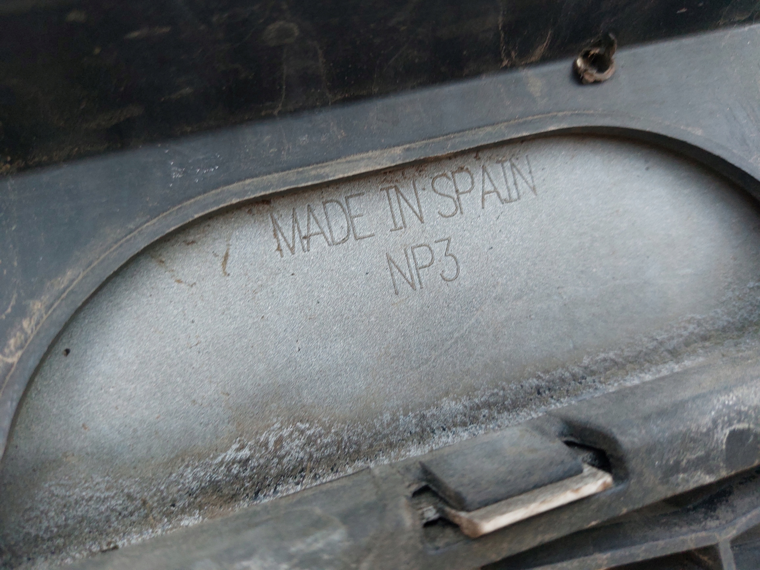 bumper front SEAT IBIZA IV 6J BIALY