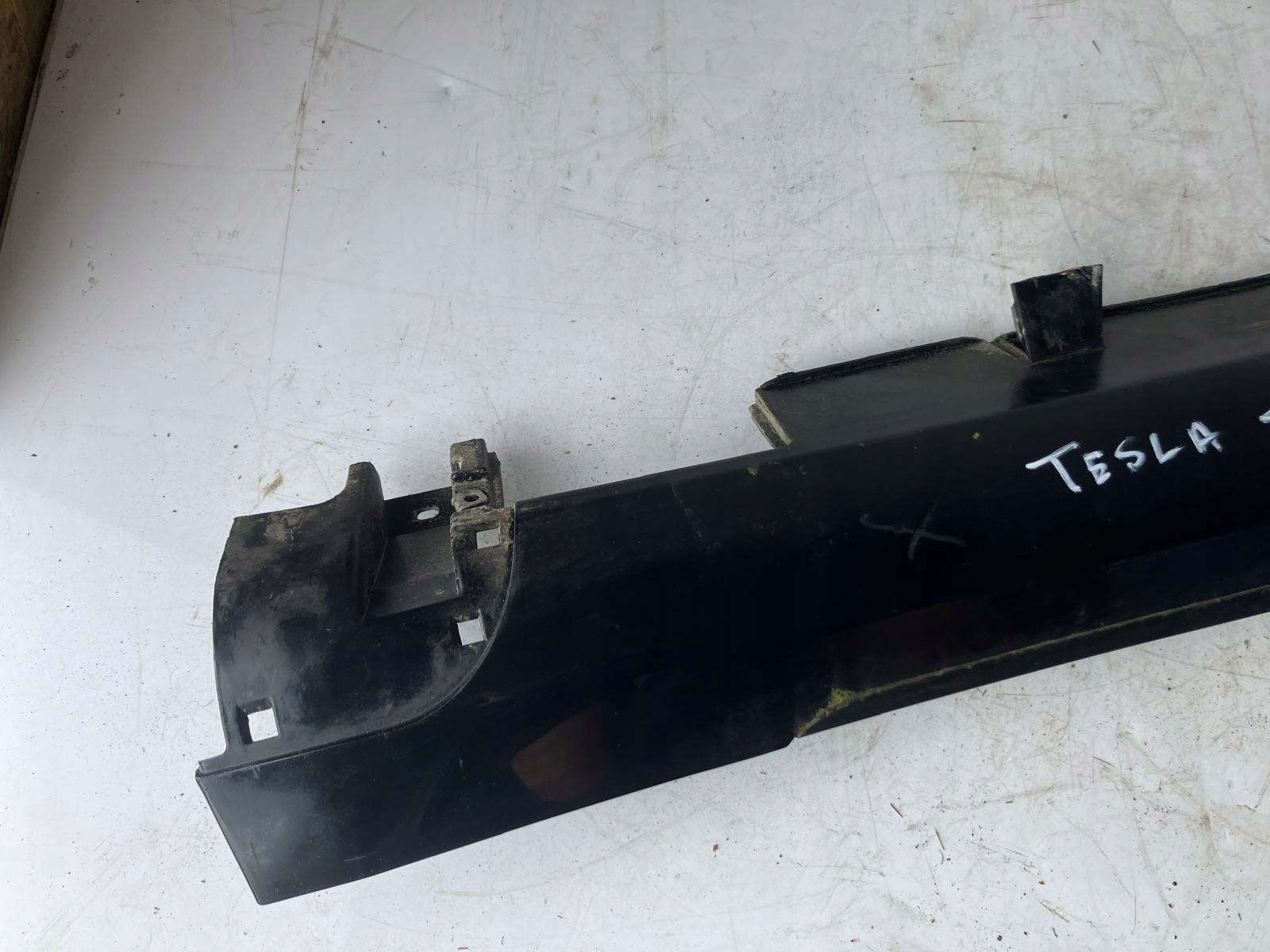 moulding threshold left TESLA MODEL S LIFT