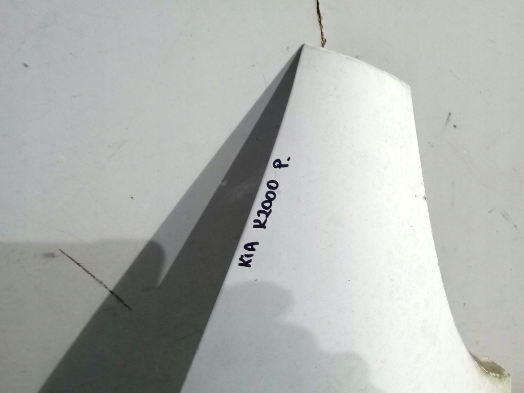 Kia K2700 fender right