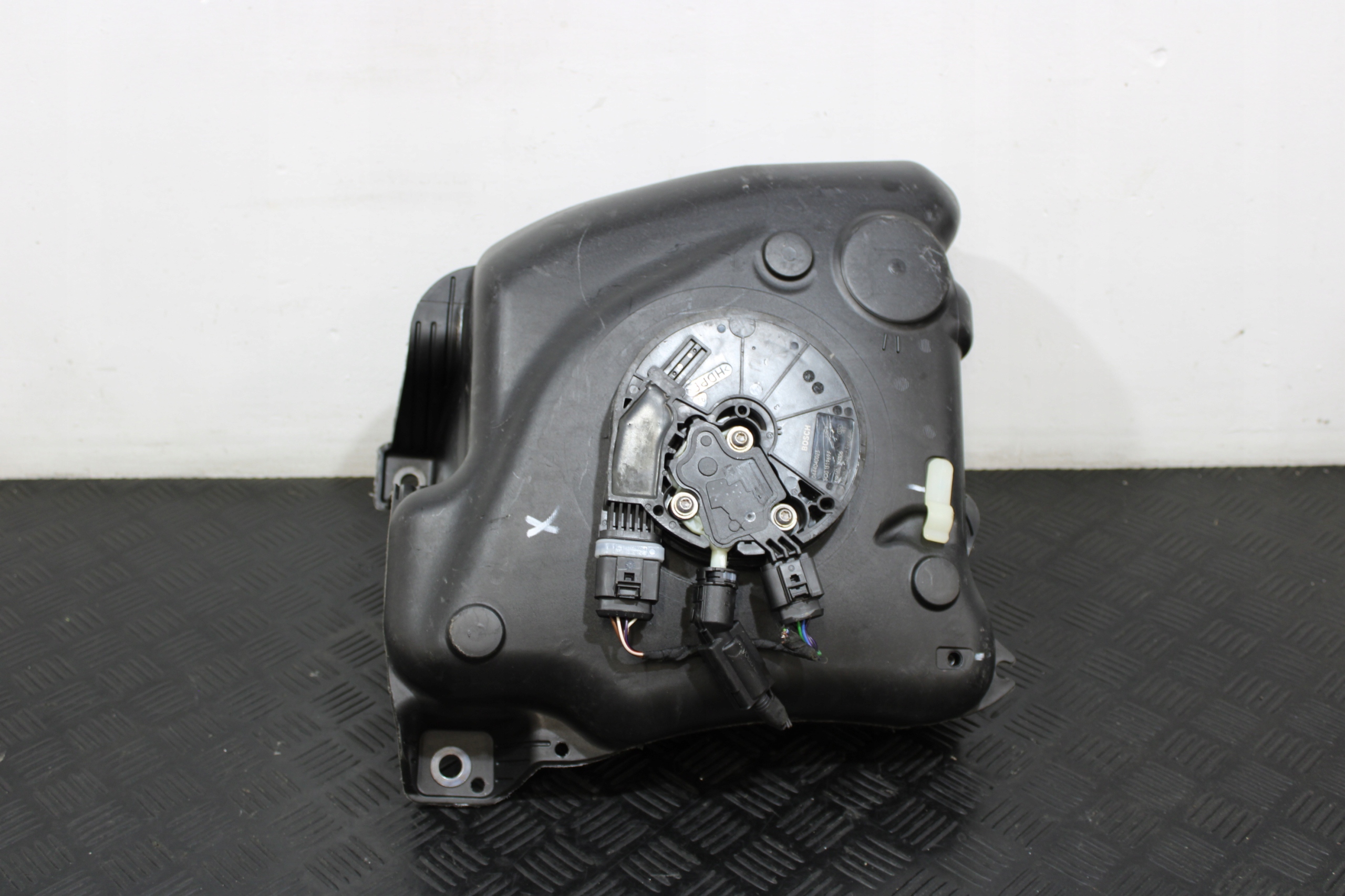 serbatoio ADBLUE Pompa 3Q0131877D VW PASSAT B8 3G0 3G9
