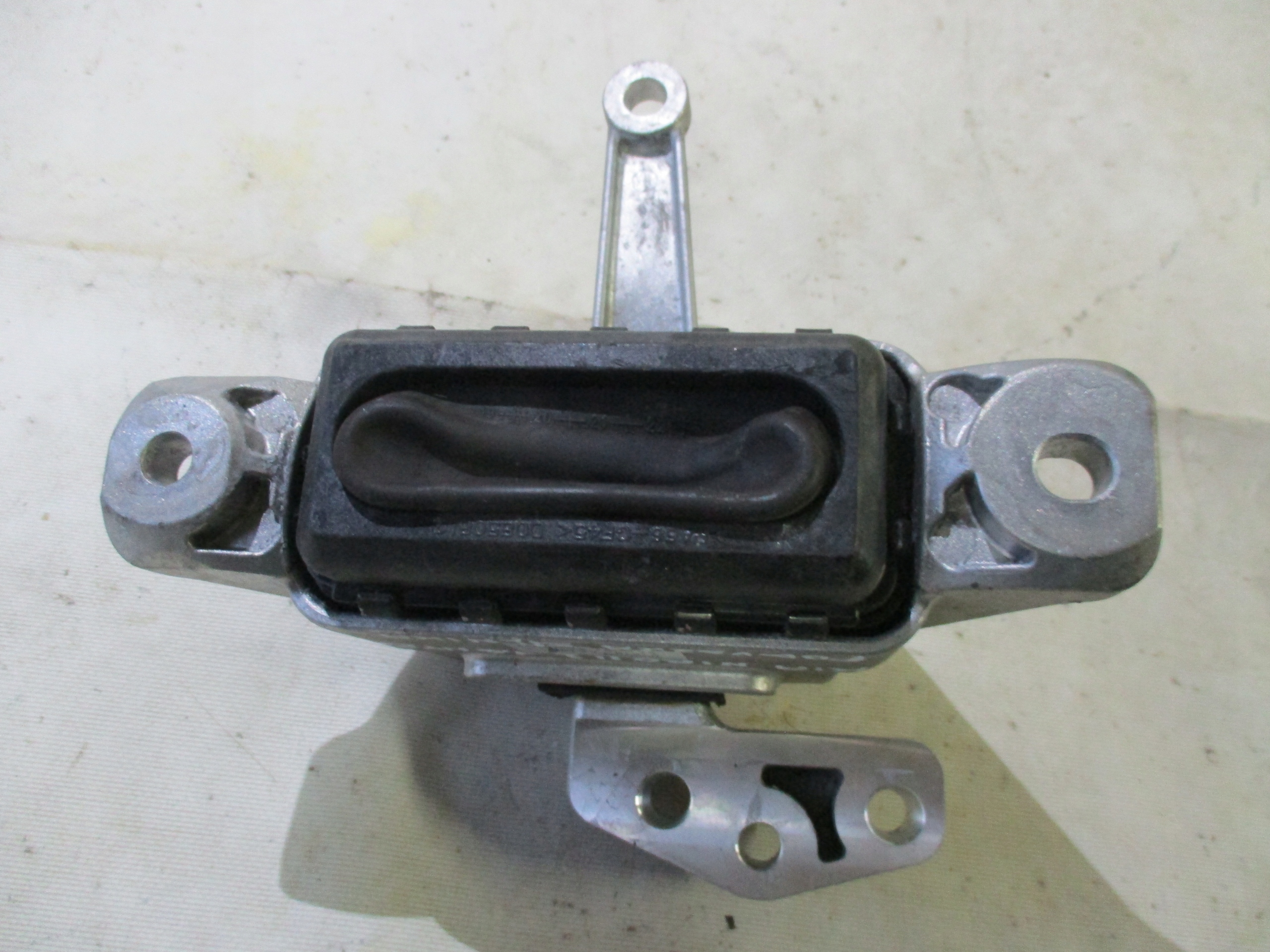 engine mount right Kia Niro 2 II 1,6 Hybryd 21810-AA100